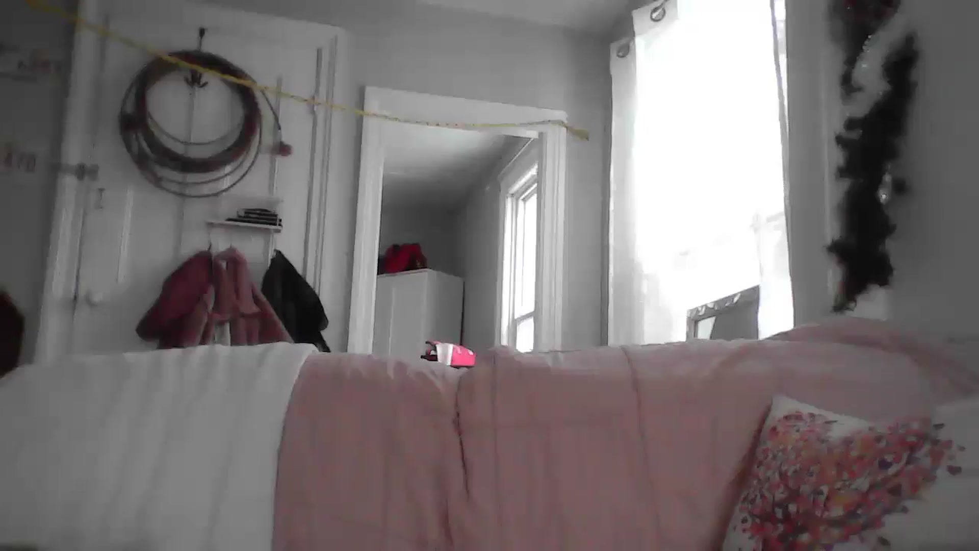 Gallery image thumbnail from MiZMEls's myfreecams stream on, 01/22/2026, 19:36 image 7 of 20