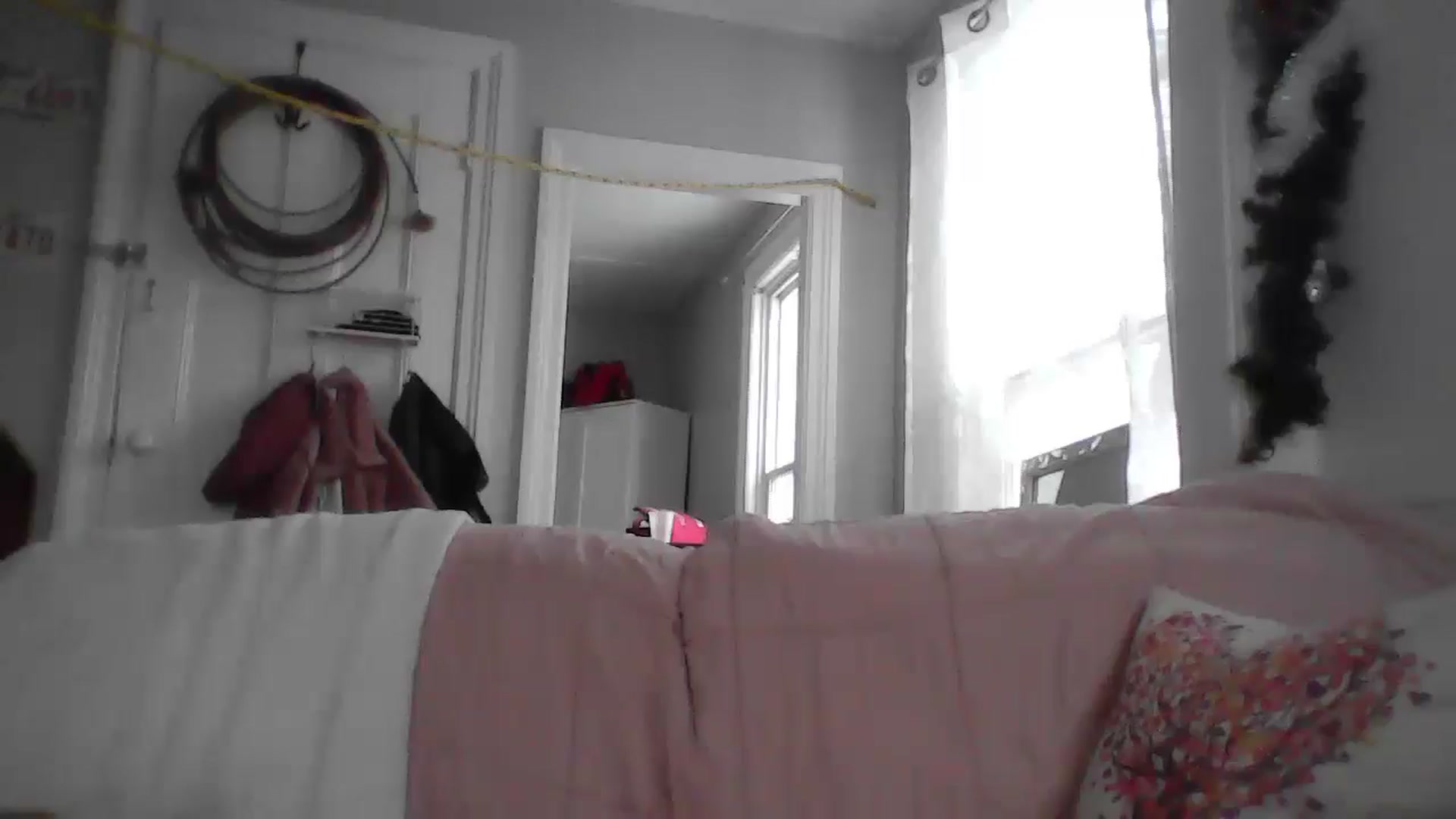 Gallery image thumbnail from MiZMEls's myfreecams stream on, 01/22/2026, 19:36 image 8 of 20