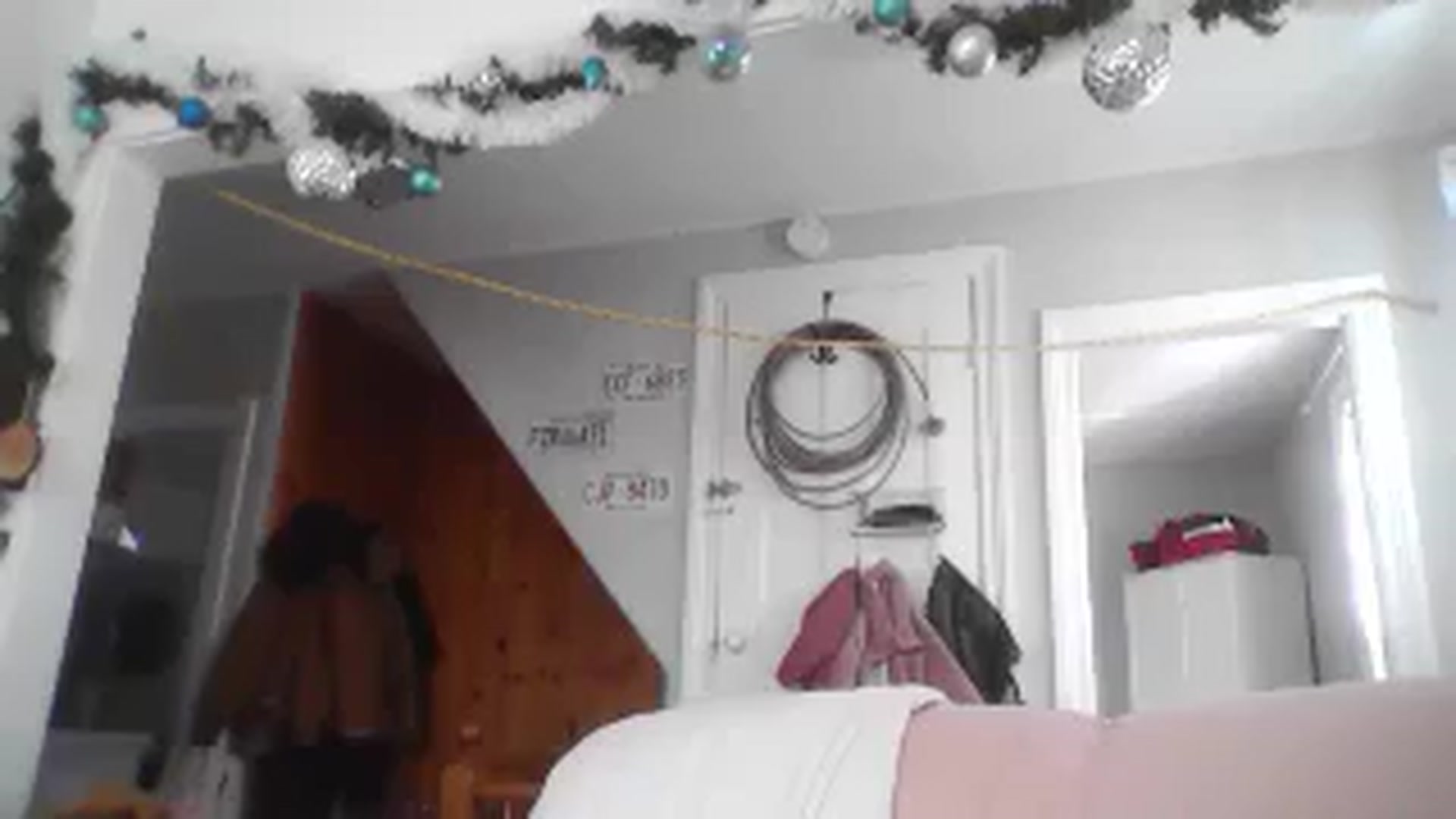Gallery image thumbnail from MiZMEls's myfreecams stream on, 01/25/2026, 17:00 image 20 of 20
