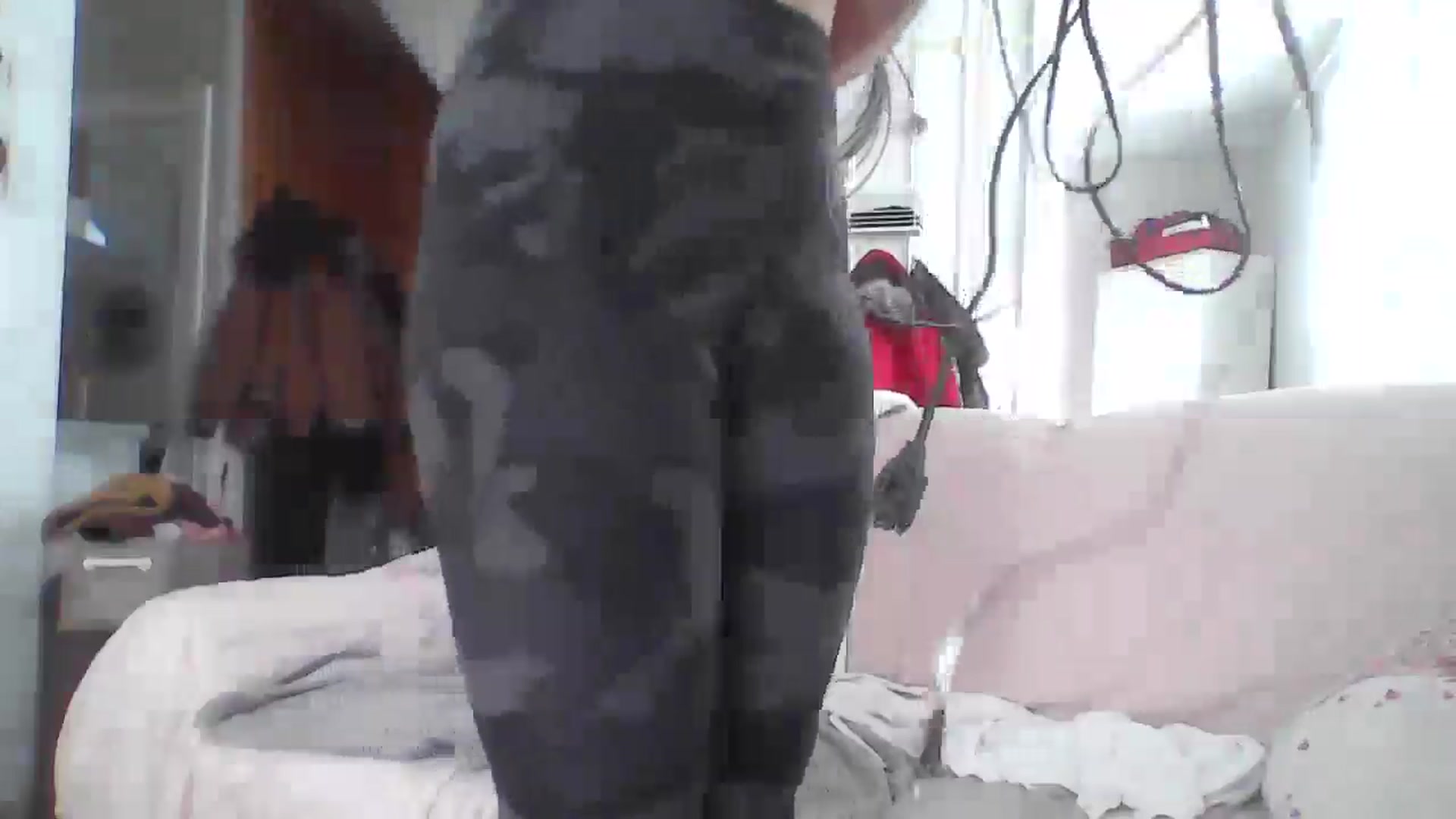 Gallery image thumbnail from MiZMEls's myfreecams stream on, 01/25/2026, 17:00 image 11 of 20