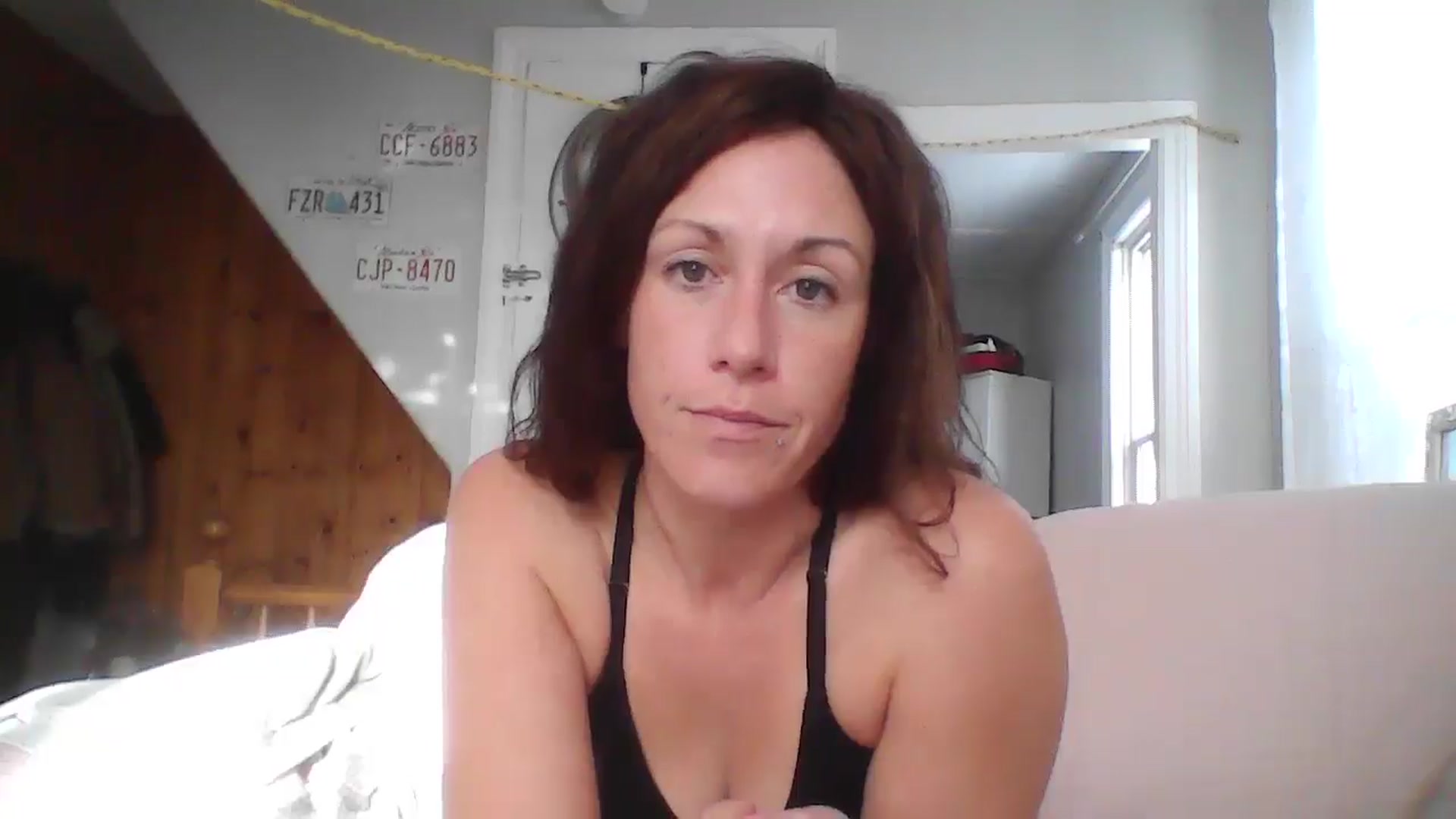 Gallery image thumbnail from MiZMEls's myfreecams stream on, 01/25/2026, 19:12 image 19 of 20