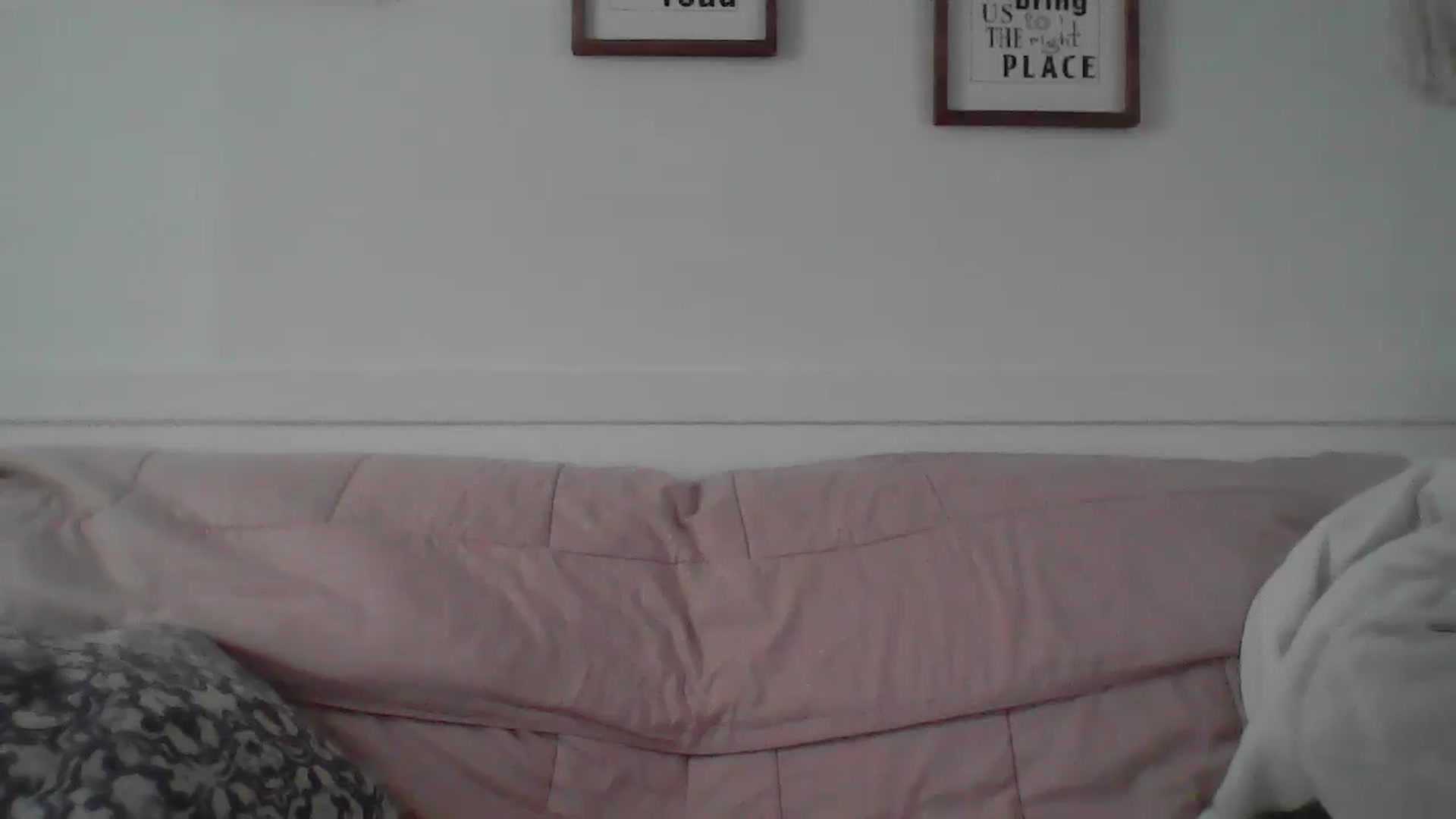 Gallery image thumbnail from MiZMEls's myfreecams stream on, 01/27/2026, 20:01 image 14 of 20