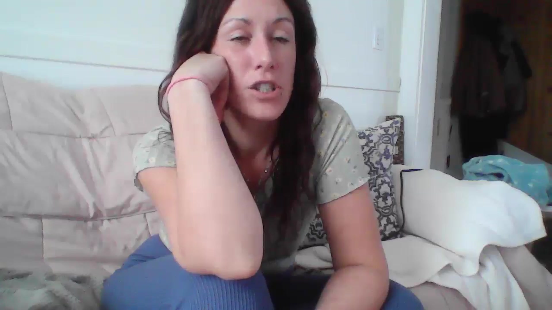Gallery image thumbnail from MiZMEls's myfreecams stream on, 01/29/2026, 20:11 image 11 of 20