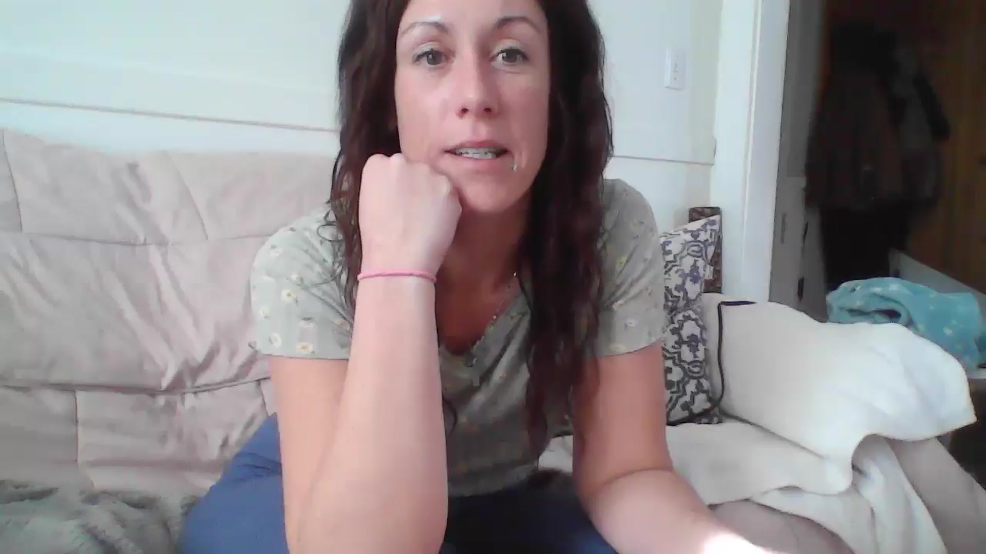 Gallery image thumbnail from MiZMEls's myfreecams stream on, 01/29/2026, 20:11 image 9 of 20