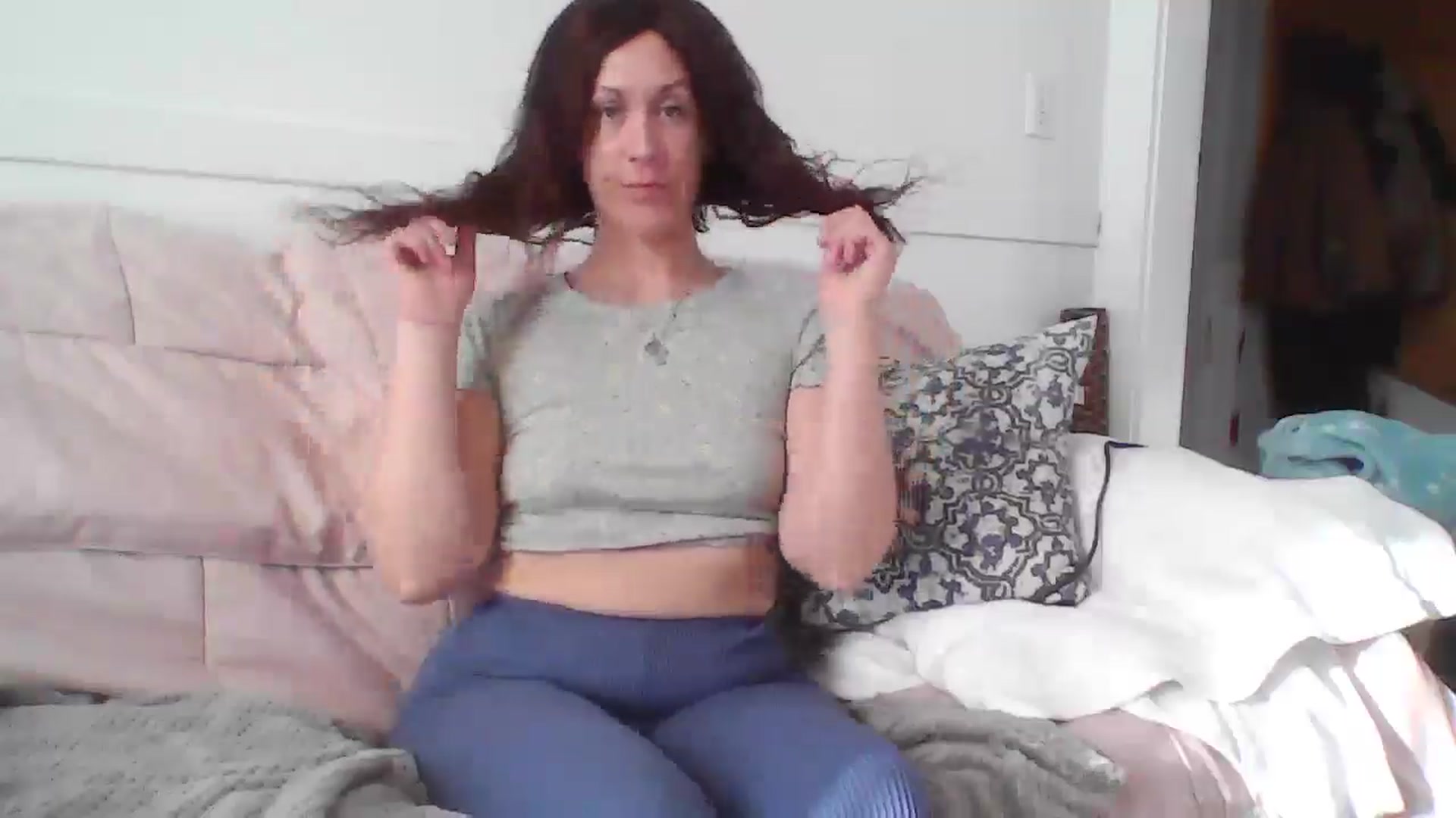 Gallery image thumbnail from MiZMEls's myfreecams stream on, 01/29/2026, 20:11 image 3 of 20