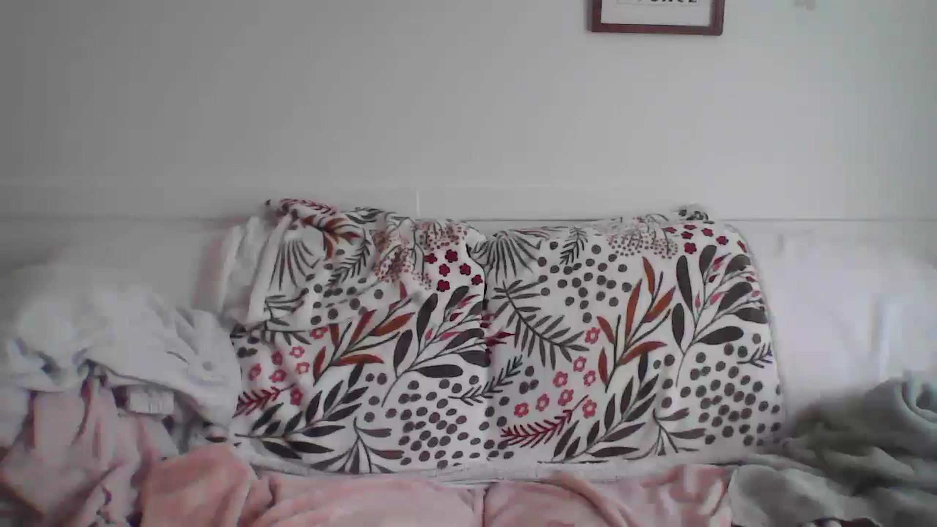 Gallery image thumbnail from MiZMEls's myfreecams stream on, 03/11/2026, 16:40 image 8 of 20