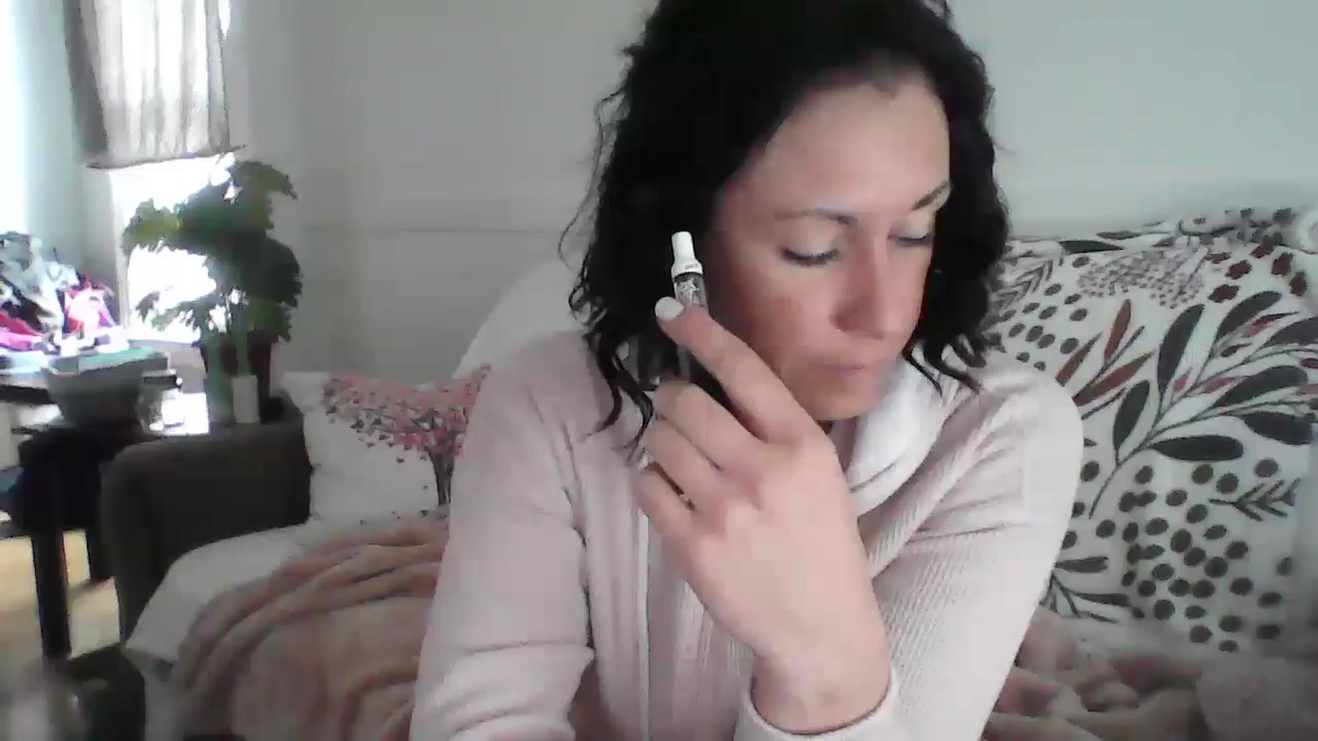 Gallery image thumbnail from MiZMEls's myfreecams stream on, 03/11/2026, 17:03 image 10 of 20