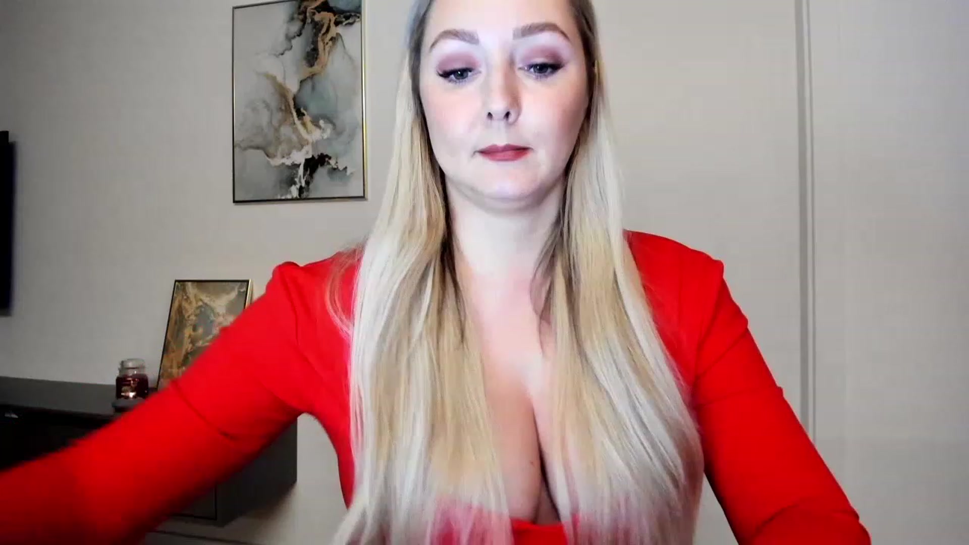 Gallery image thumbnail from Mi_Ha's myfreecams stream on, 11/18/2022, 16:12 image 4 of 20