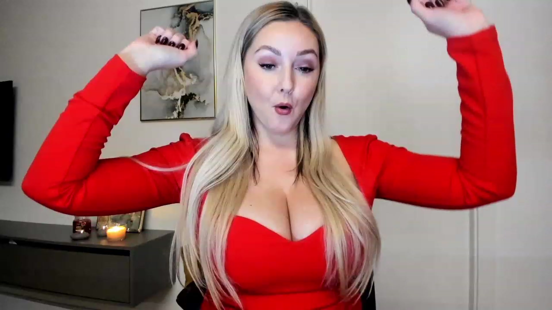 Gallery image thumbnail from Mi_Ha's myfreecams stream on, 11/18/2022, 16:50 image 4 of 20