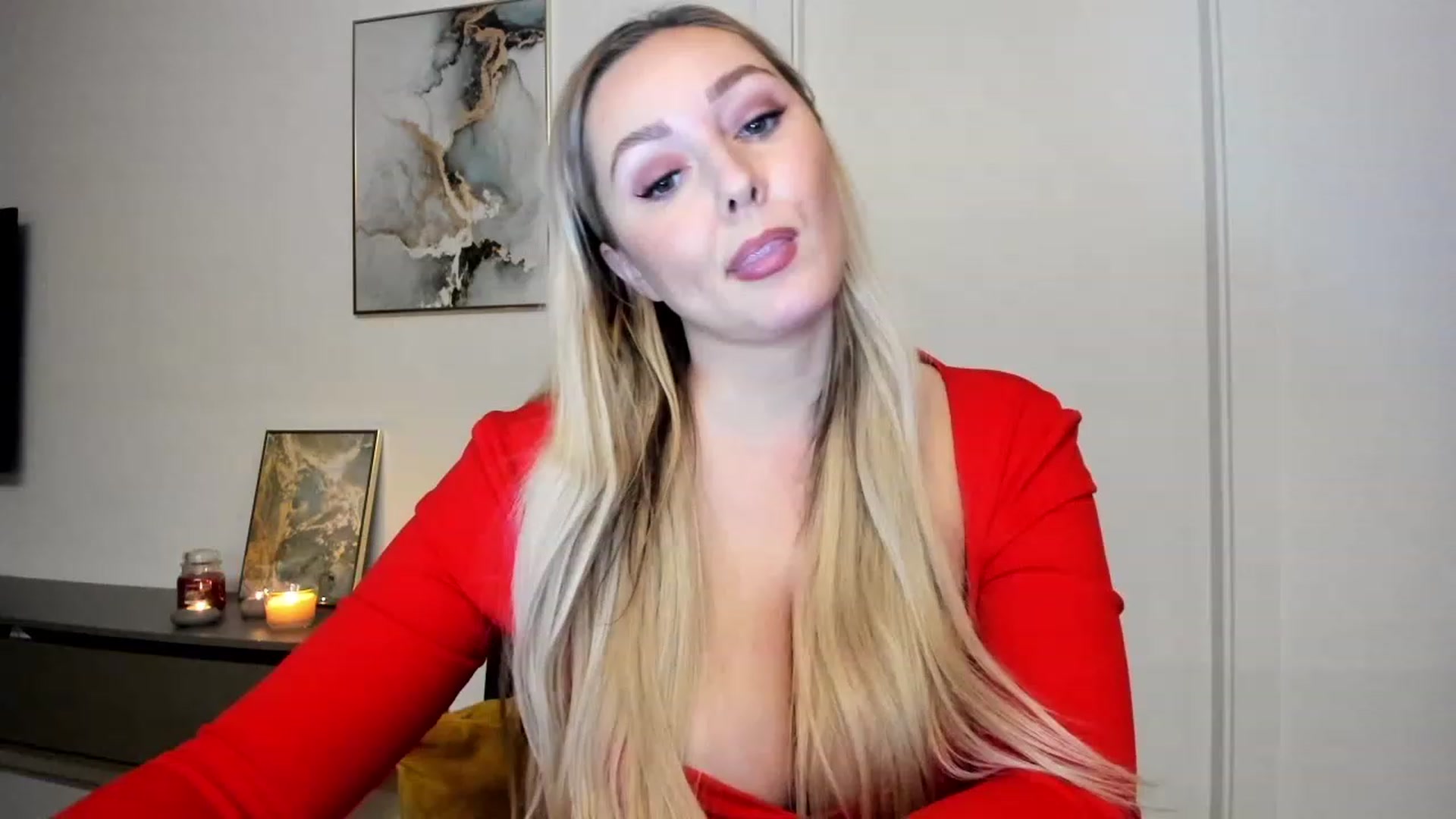 Gallery image thumbnail from Mi_Ha's myfreecams stream on, 11/18/2022, 17:26 image 6 of 20