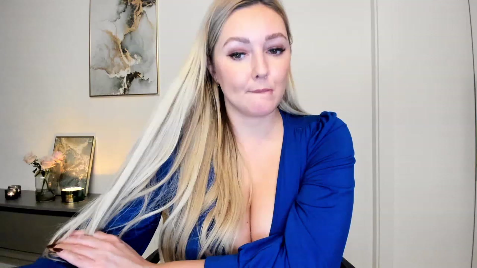 Gallery image thumbnail from Mi_Ha's myfreecams stream on, 11/26/2022, 17:24 image 4 of 20