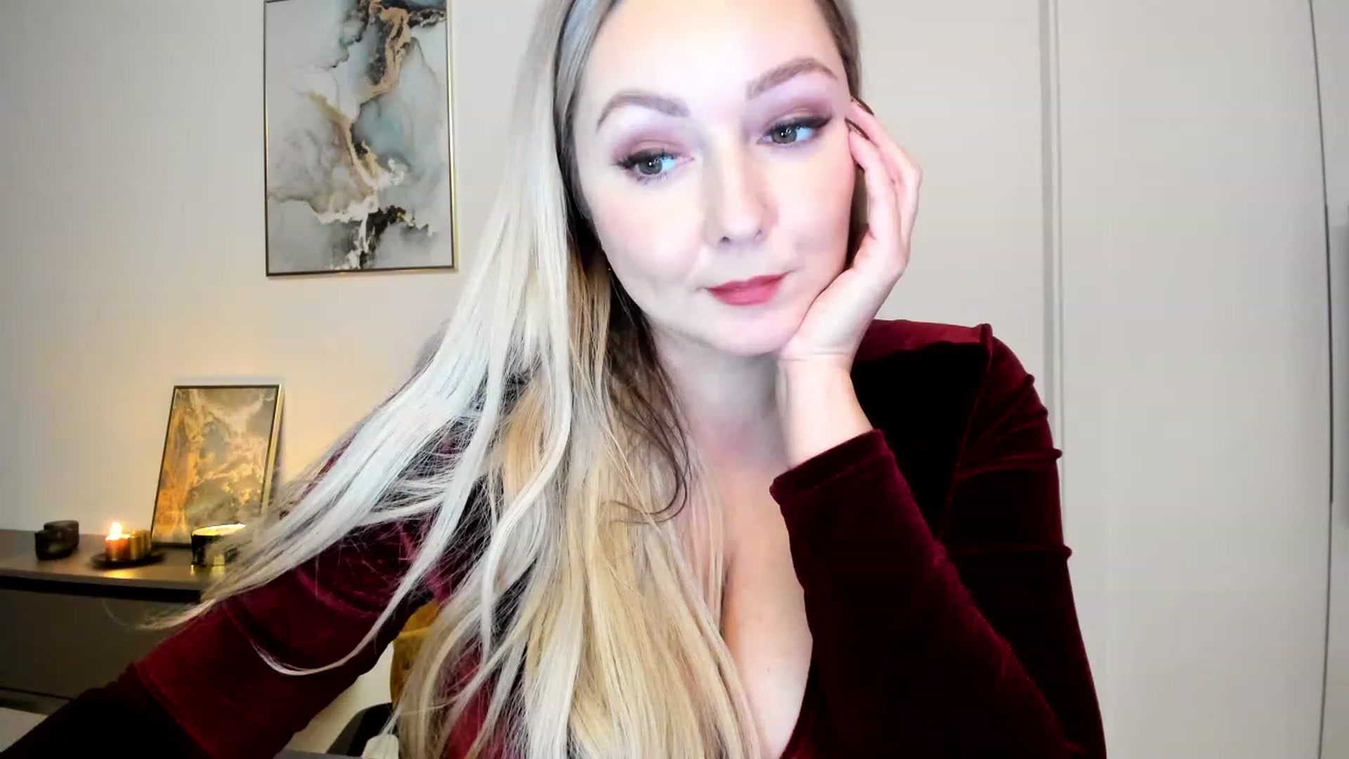 Gallery image thumbnail from Mi_Ha's myfreecams stream on, 11/27/2022, 15:57 image 19 of 20