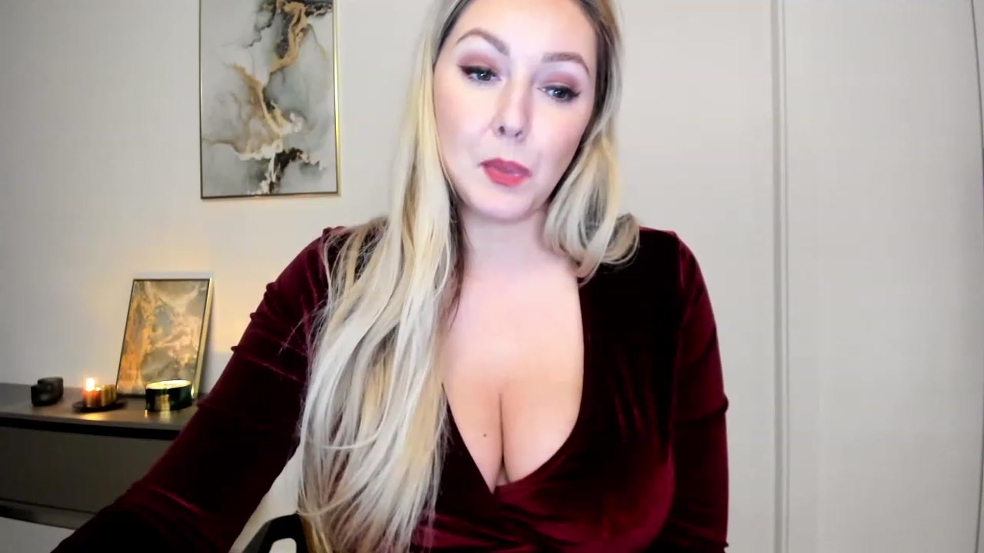 Gallery image thumbnail from Mi_Ha's myfreecams stream on, 11/27/2022, 15:57 image 14 of 20