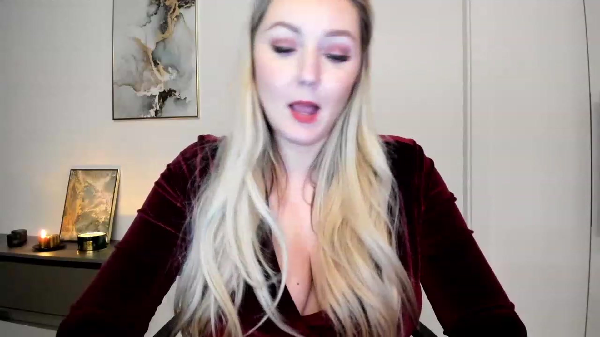 Gallery image thumbnail from Mi_Ha's myfreecams stream on, 11/27/2022, 15:57 image 8 of 20
