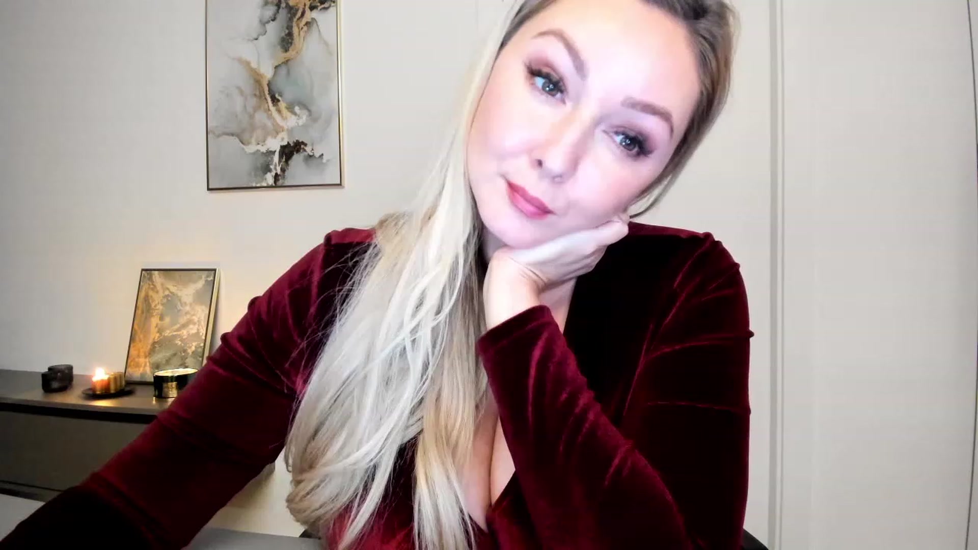 Gallery image thumbnail from Mi_Ha's myfreecams stream on, 11/27/2022, 17:18 image 9 of 20
