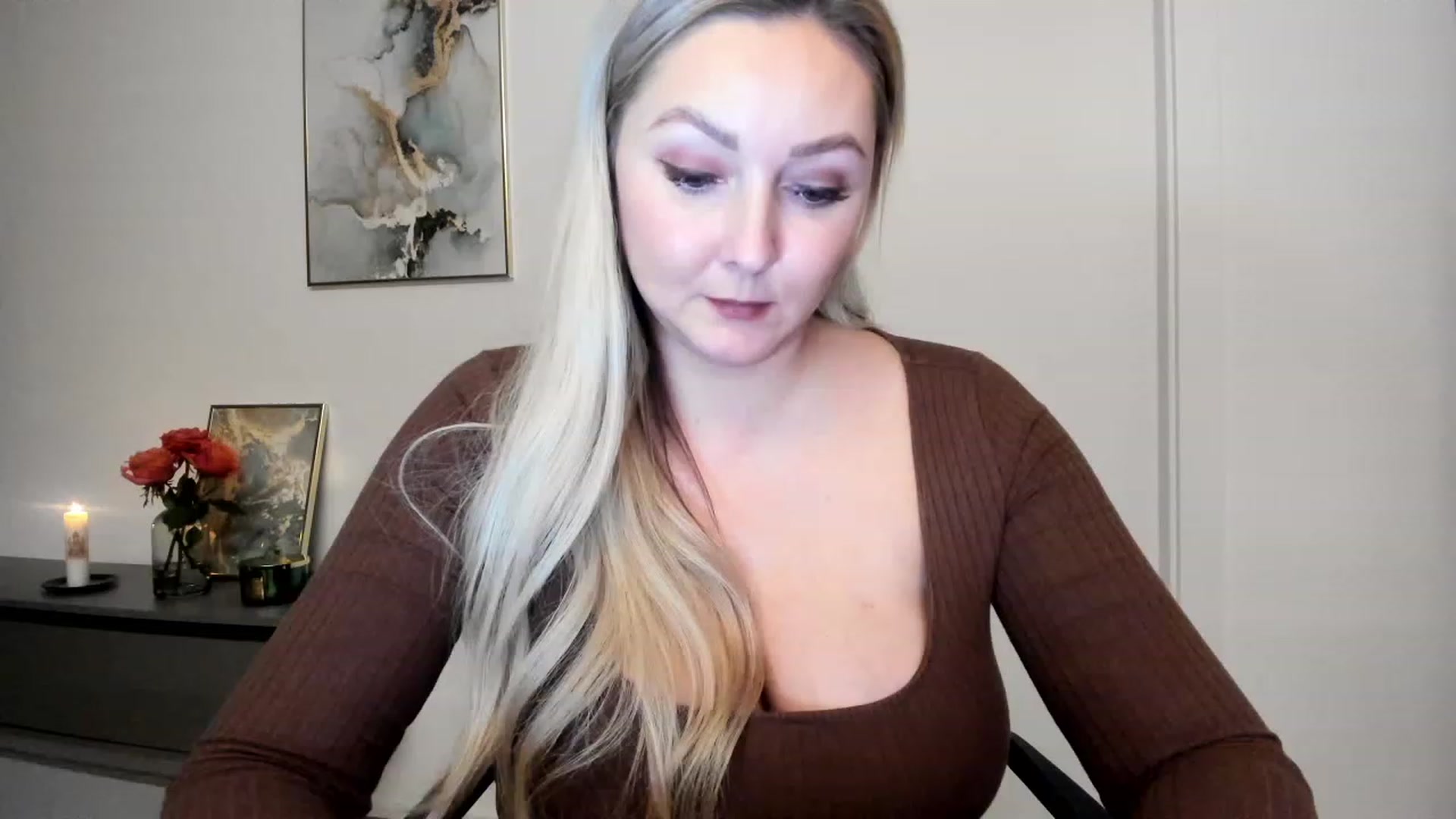 Gallery image thumbnail from Mi_Ha's myfreecams stream on, 11/29/2022, 15:40 image 3 of 20