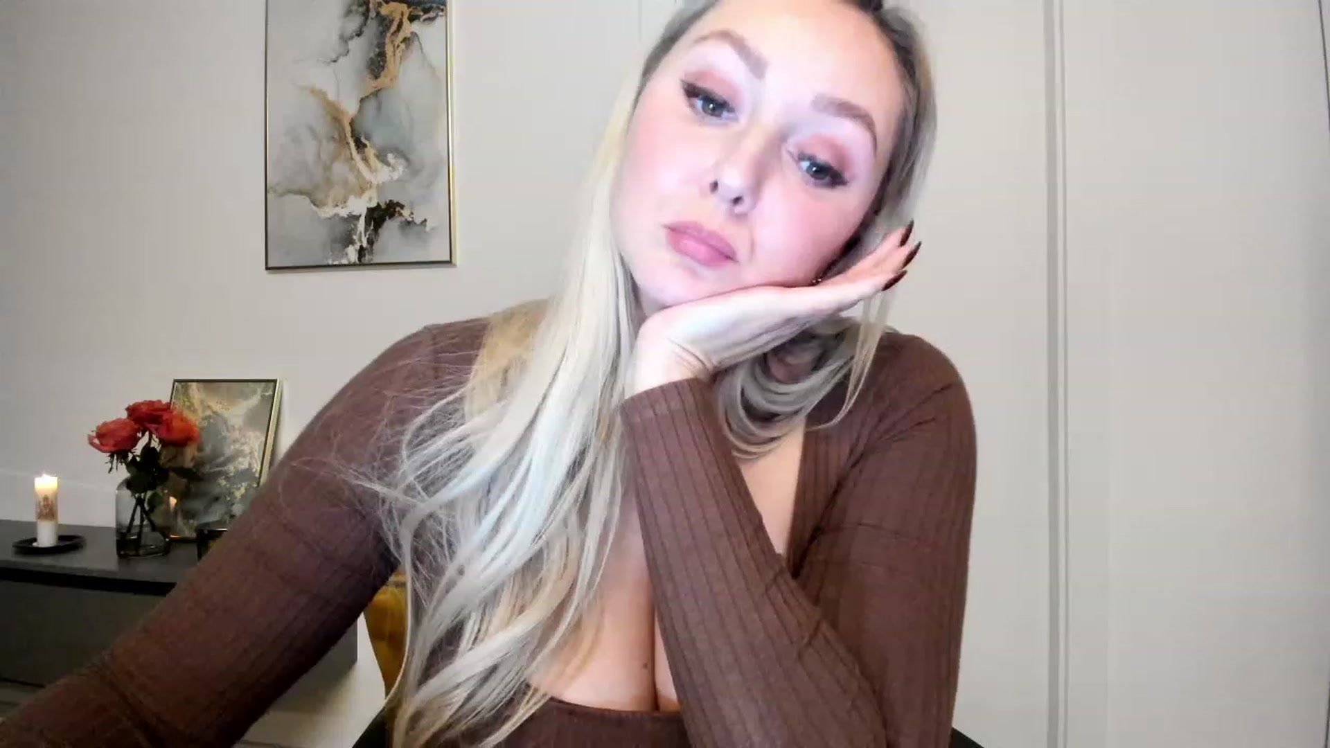 Gallery image thumbnail from Mi_Ha's myfreecams stream on, 11/29/2022, 17:14 image 19 of 20