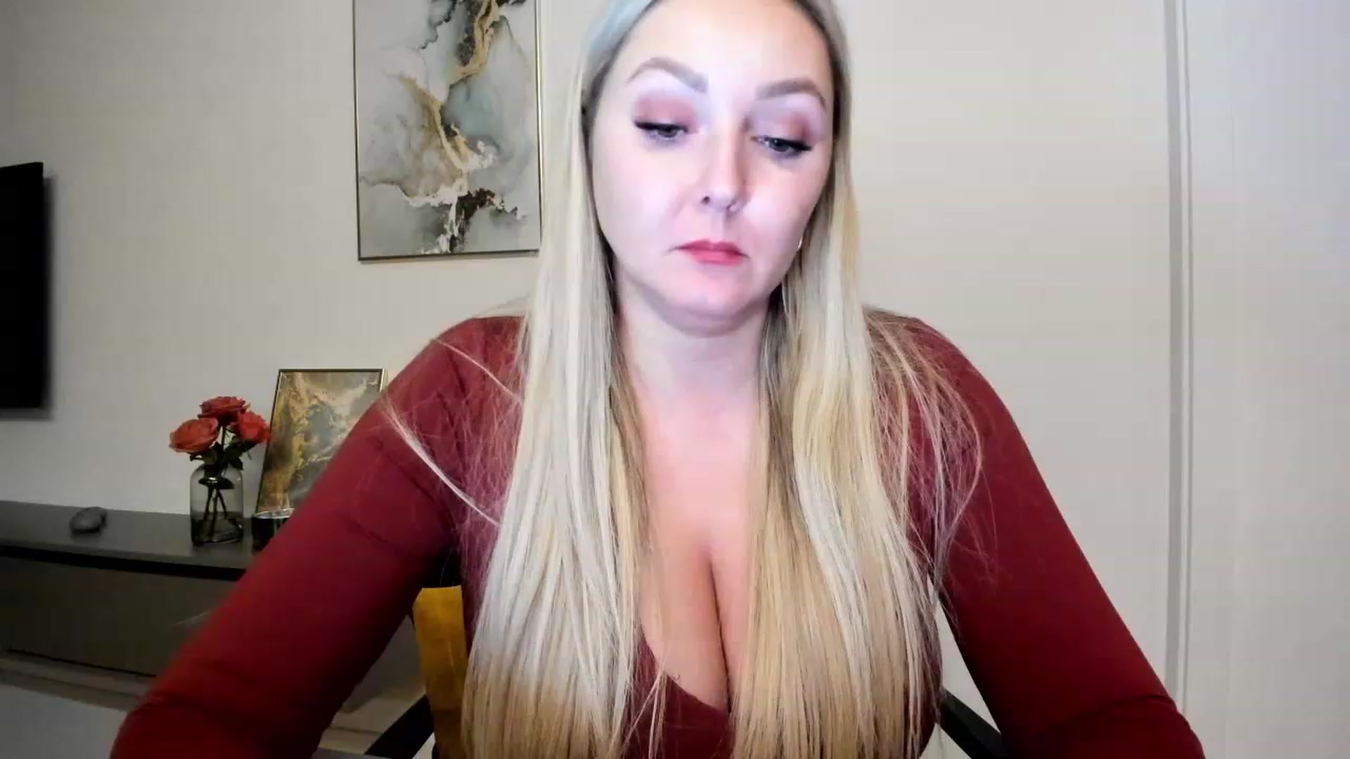 Gallery image thumbnail from Mi_Ha's myfreecams stream on, 12/02/2022, 22:40 image 9 of 20
