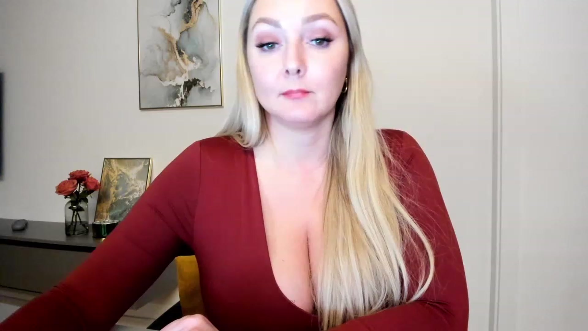 Gallery image thumbnail from Mi_Ha's myfreecams stream on, 12/02/2022, 22:40 image 19 of 20