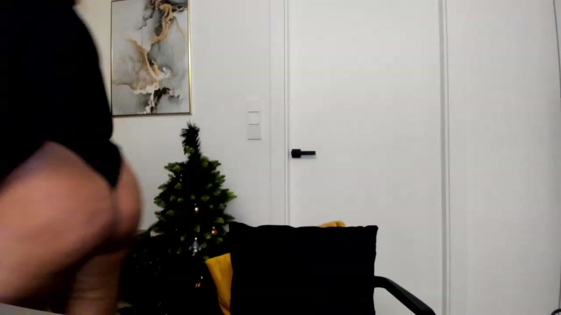 Gallery image thumbnail from Mi_Ha's myfreecams stream on, 12/05/2022, 16:15 image 17 of 20