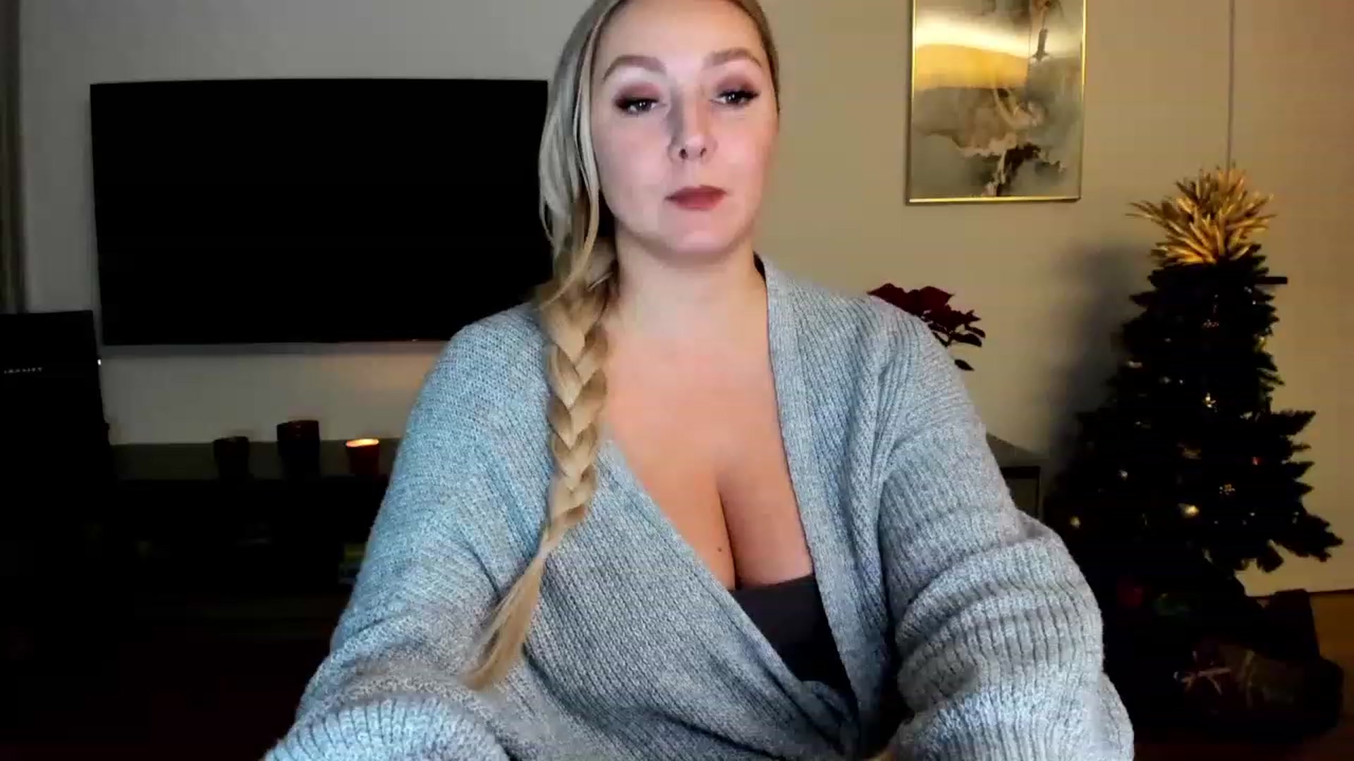 Gallery image thumbnail from Mi_Ha's myfreecams stream on, 12/12/2022, 21:48 image 12 of 20