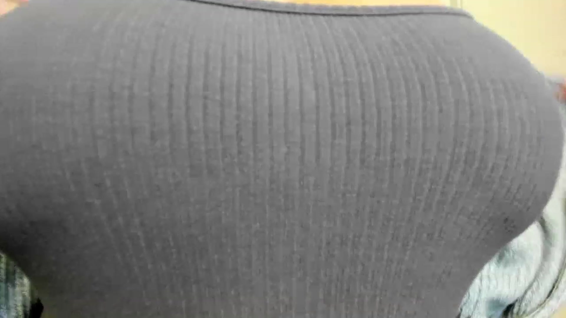 Gallery image thumbnail from Mi_Ha's myfreecams stream on, 12/12/2022, 22:53 image 20 of 20