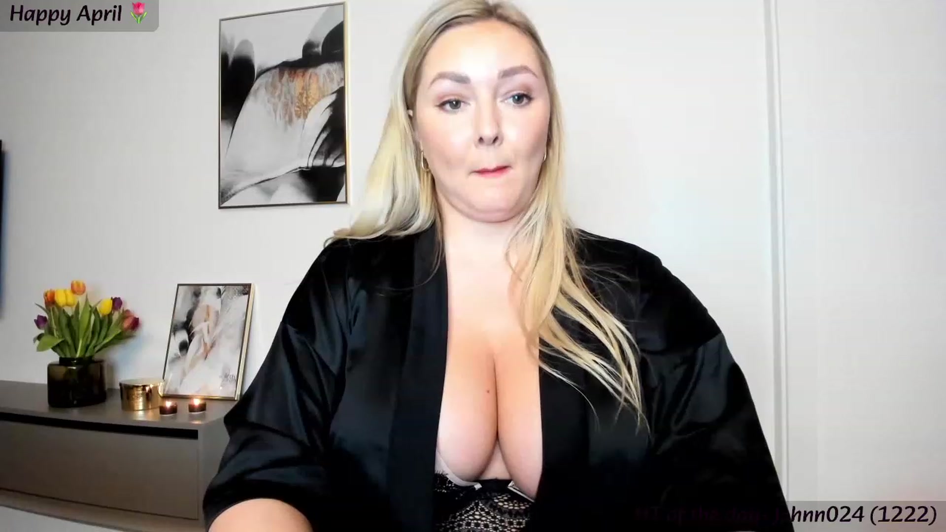 Gallery image thumbnail from Mi_Ha's myfreecams stream on, 04/29/2023, 16:06 image 19 of 20