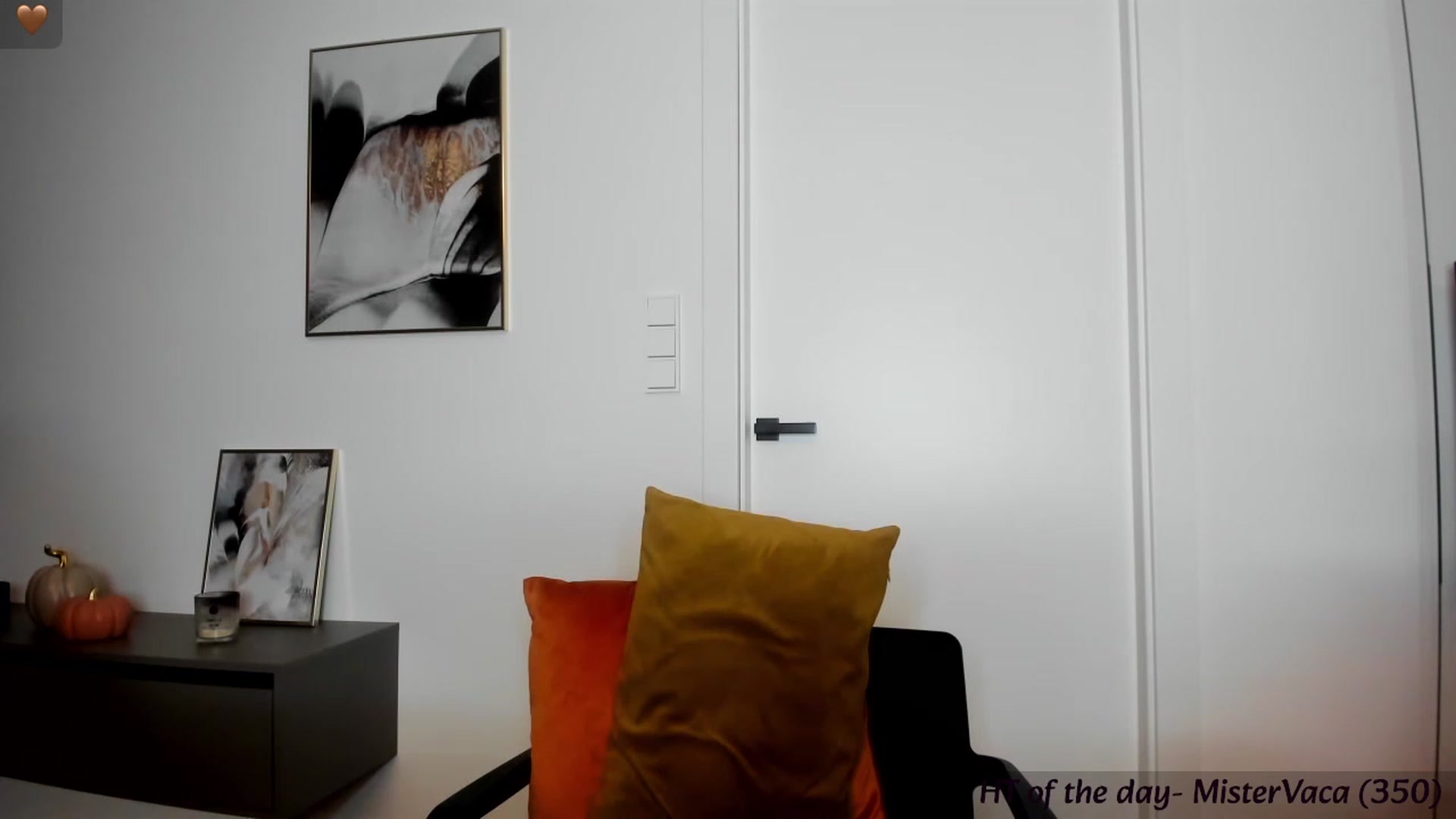 Gallery image thumbnail from Mi_Ha's myfreecams stream on, 09/19/2023, 15:28 image 17 of 20
