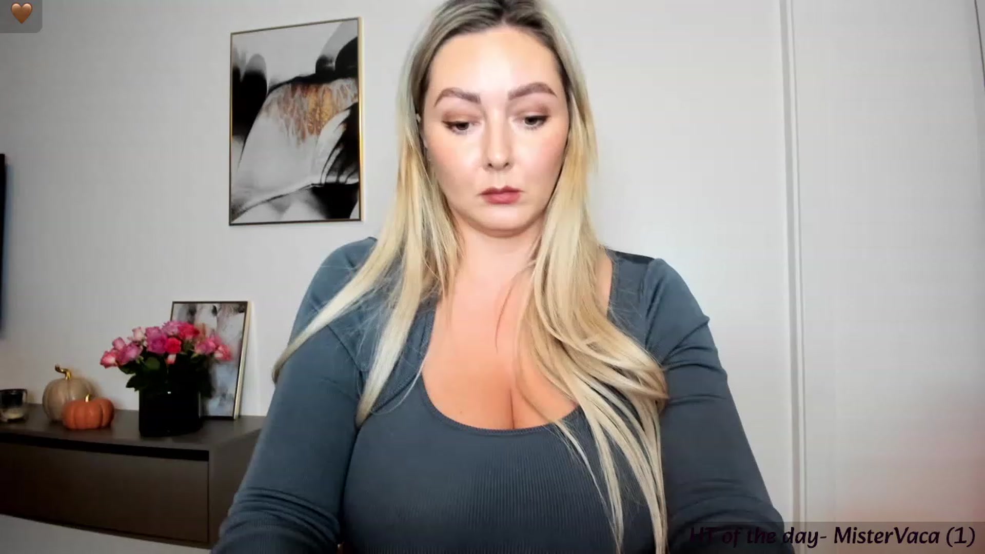 Gallery image thumbnail from Mi_Ha's myfreecams stream on, 09/20/2023, 14:22 image 17 of 20