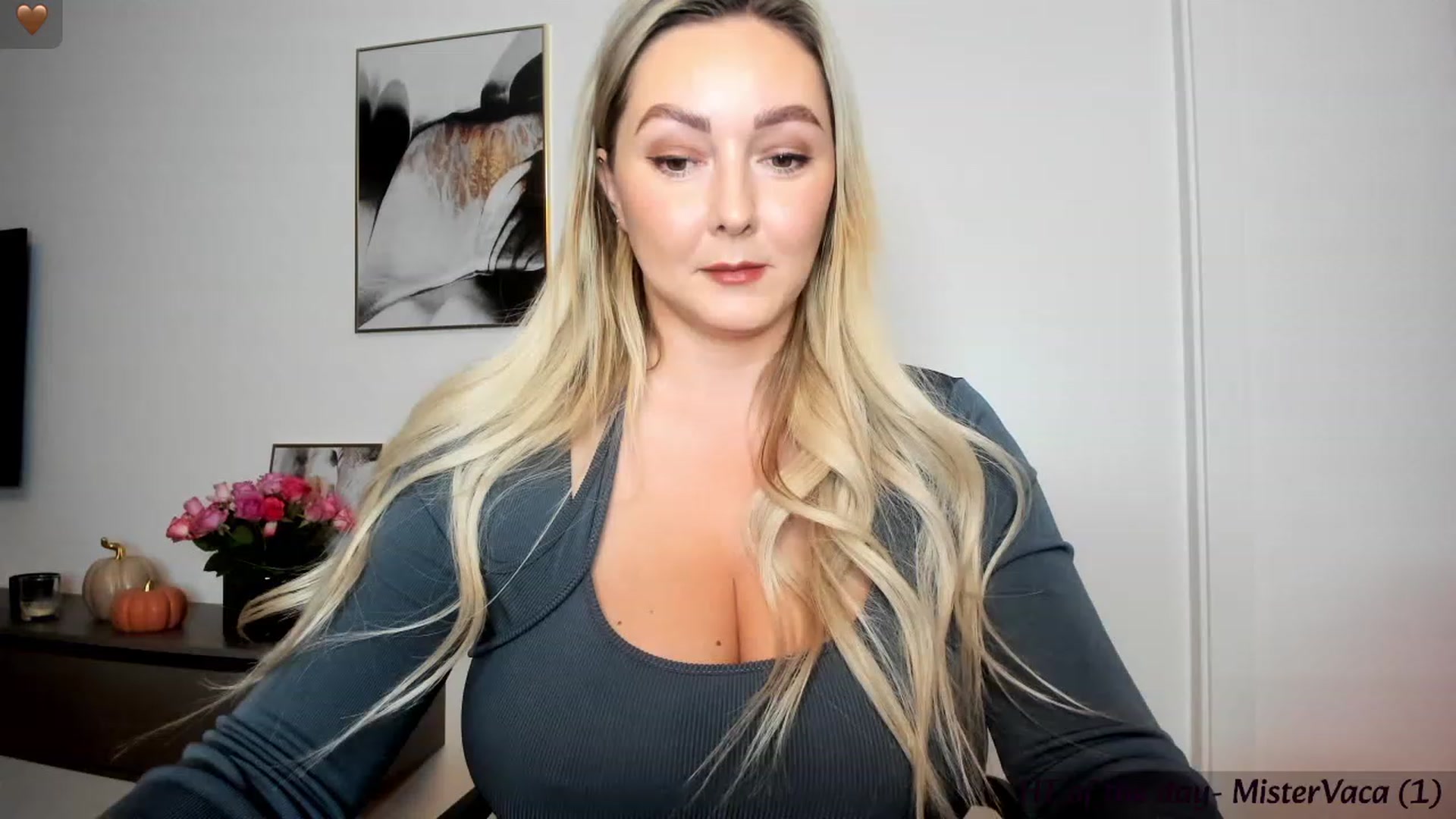 Gallery image thumbnail from Mi_Ha's myfreecams stream on, 09/20/2023, 14:22 image 8 of 20