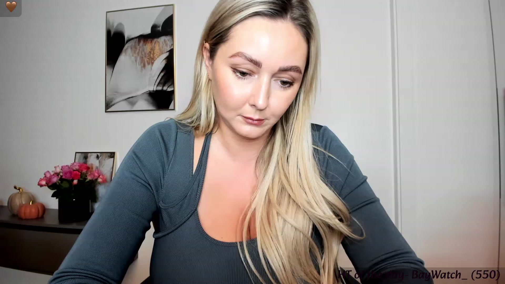 Gallery image thumbnail from Mi_Ha's myfreecams stream on, 09/20/2023, 16:04 image 13 of 20
