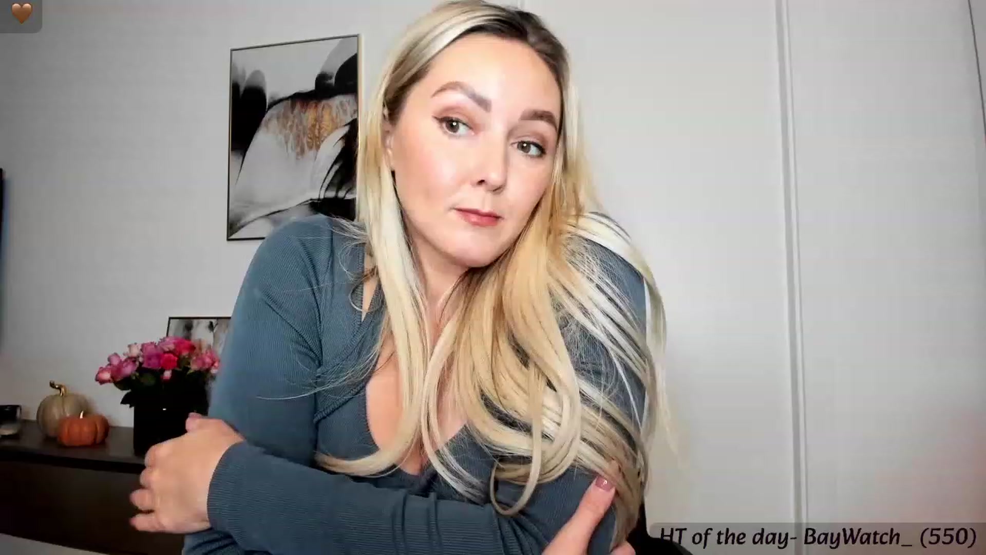 Gallery image thumbnail from Mi_Ha's myfreecams stream on, 09/20/2023, 16:04 image 4 of 20