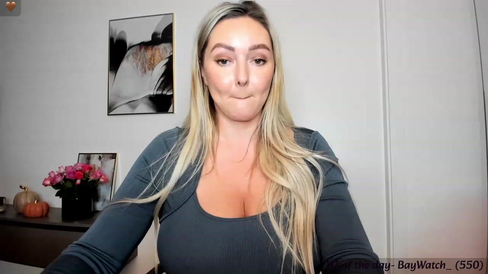 Gallery image thumbnail from Mi_Ha's myfreecams stream on, 09/20/2023, 16:04 image 9 of 20