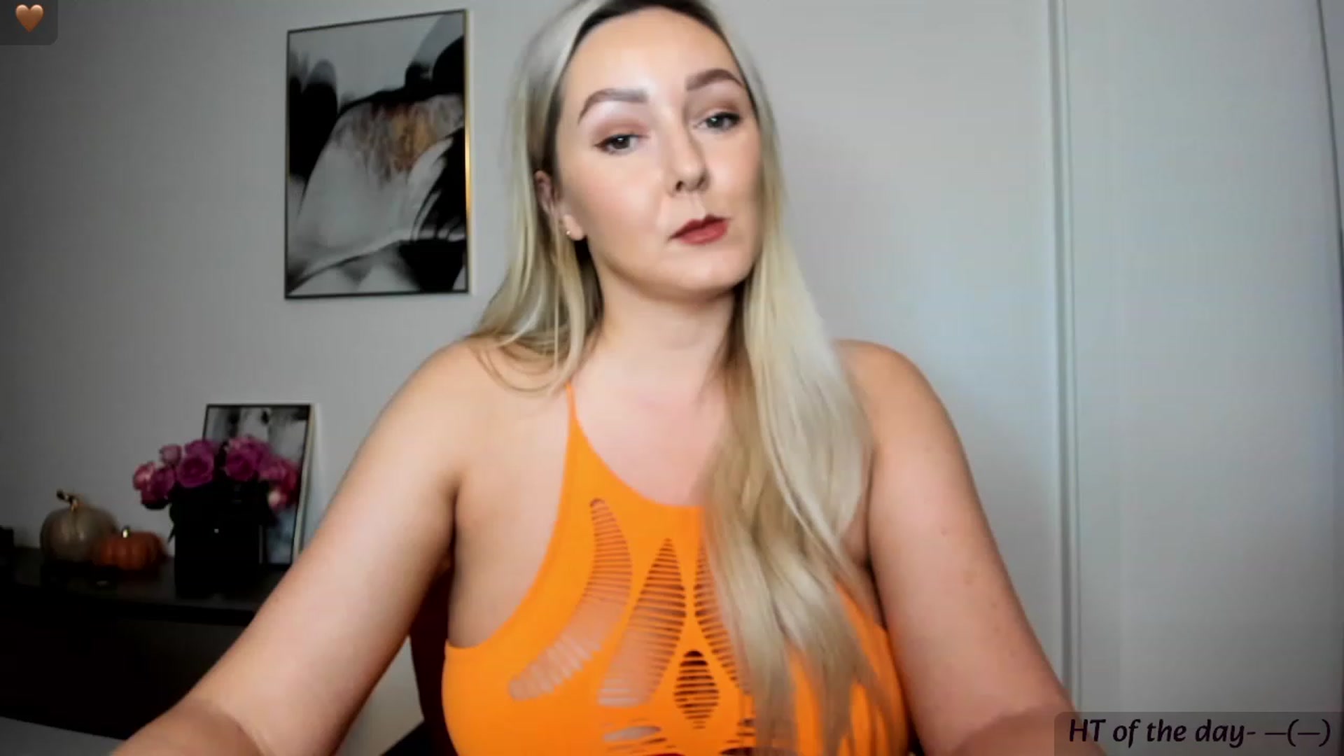 Gallery image thumbnail from Mi_Ha's myfreecams stream on, 09/22/2023, 16:02 image 3 of 20
