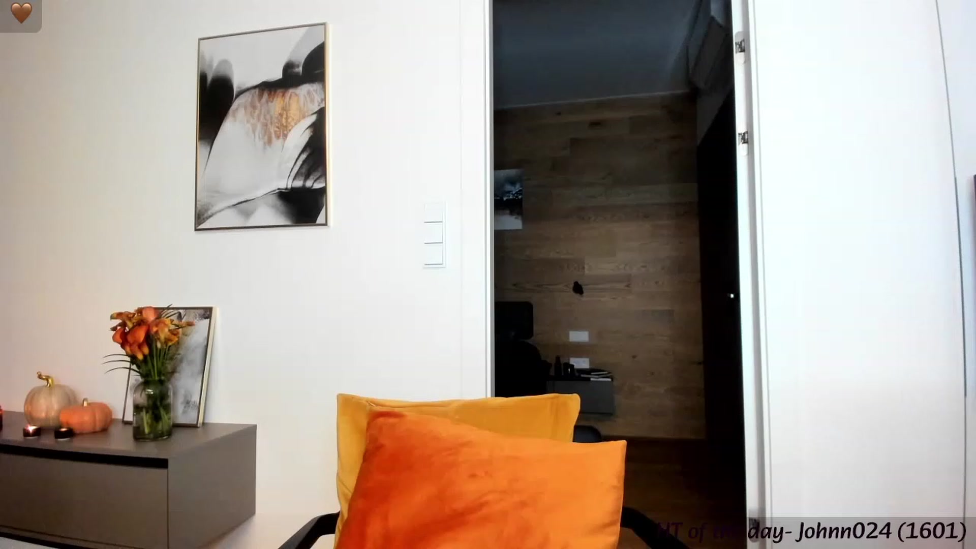 Gallery image thumbnail from Mi_Ha's myfreecams stream on, 09/23/2023, 16:15 image 3 of 20
