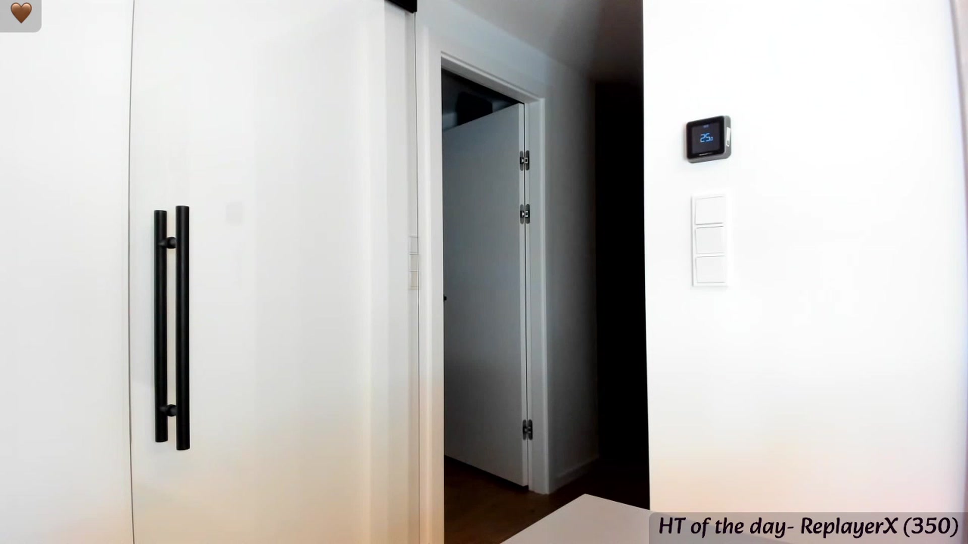 Gallery image thumbnail from Mi_Ha's myfreecams stream on, 09/24/2023, 15:05 image 13 of 20