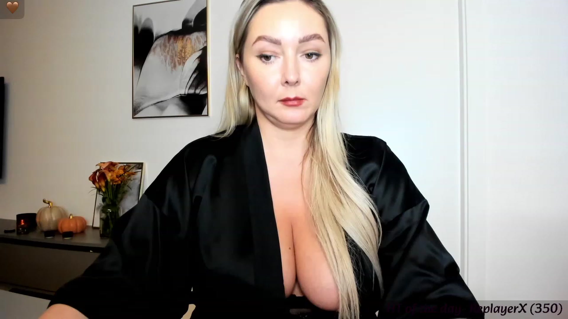 Gallery image thumbnail from Mi_Ha's myfreecams stream on, 09/24/2023, 21:40 image 4 of 20