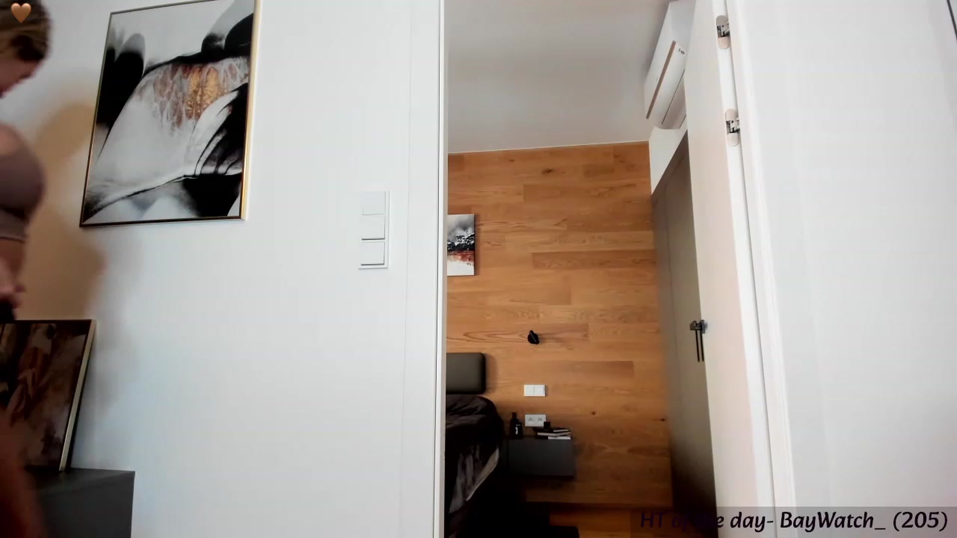 Gallery image thumbnail from Mi_Ha's myfreecams stream on, 09/28/2023, 14:19 image 11 of 20