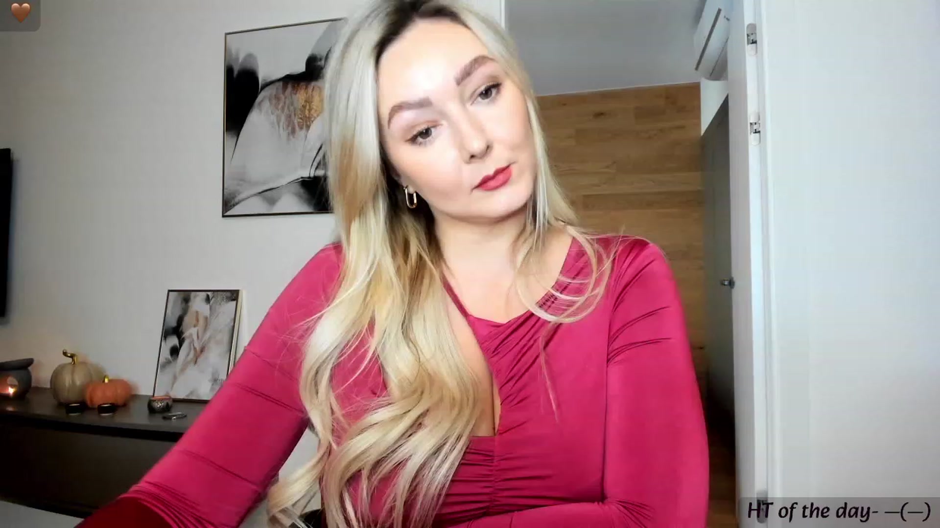 Gallery image thumbnail from Mi_Ha's myfreecams stream on, 09/29/2023, 14:14 image 5 of 20