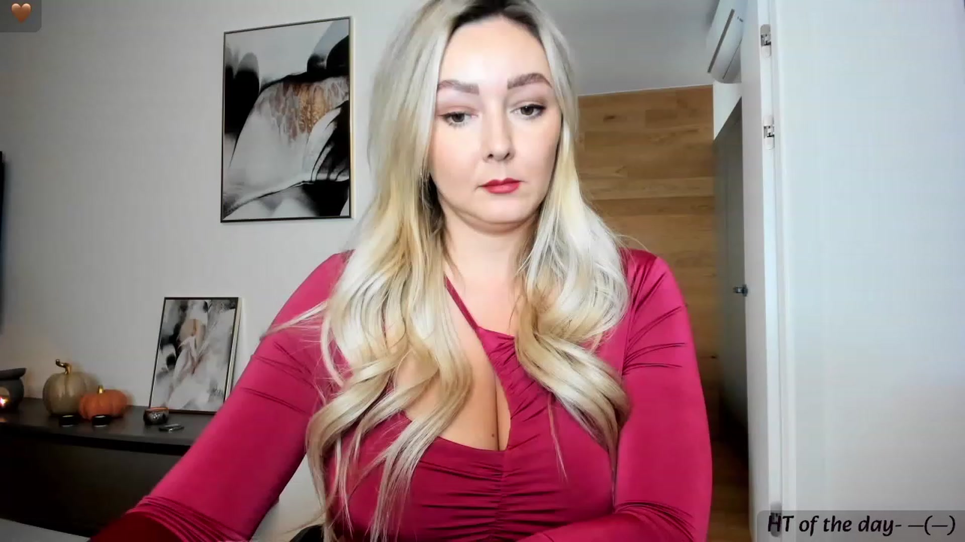 Gallery image thumbnail from Mi_Ha's myfreecams stream on, 09/29/2023, 14:14 image 2 of 20