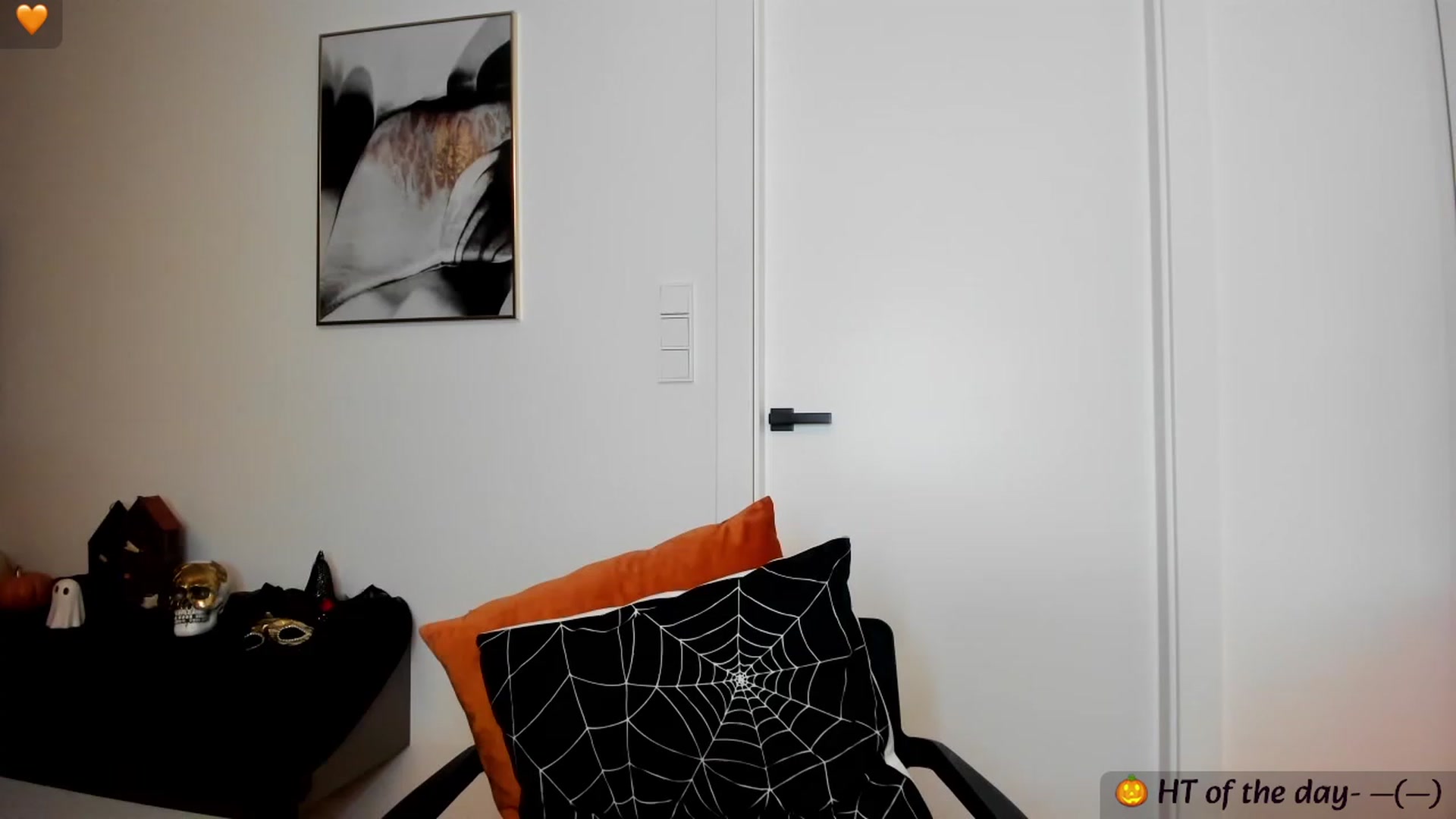 Gallery image thumbnail from Mi_Ha's myfreecams stream on, 10/10/2023, 15:06 image 3 of 20