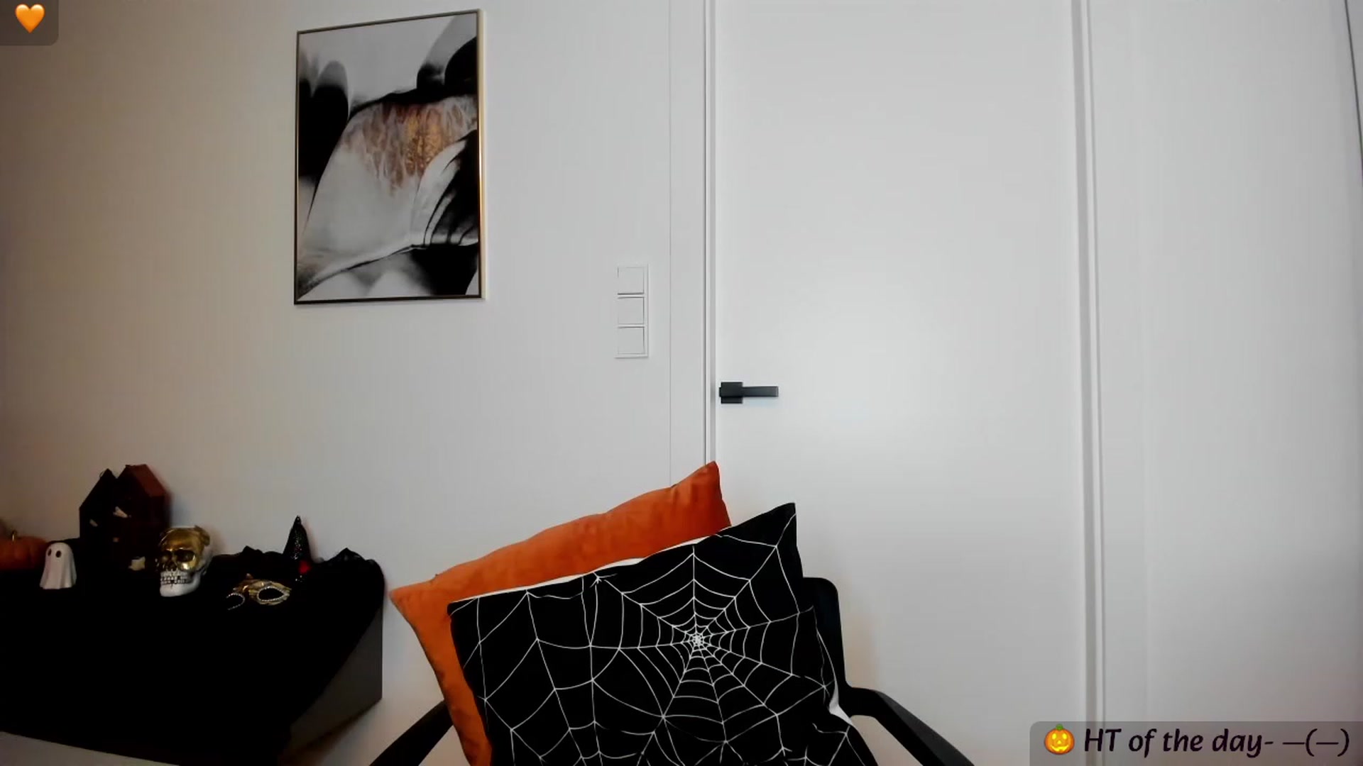 Gallery image thumbnail from Mi_Ha's myfreecams stream on, 10/10/2023, 15:06 image 9 of 20