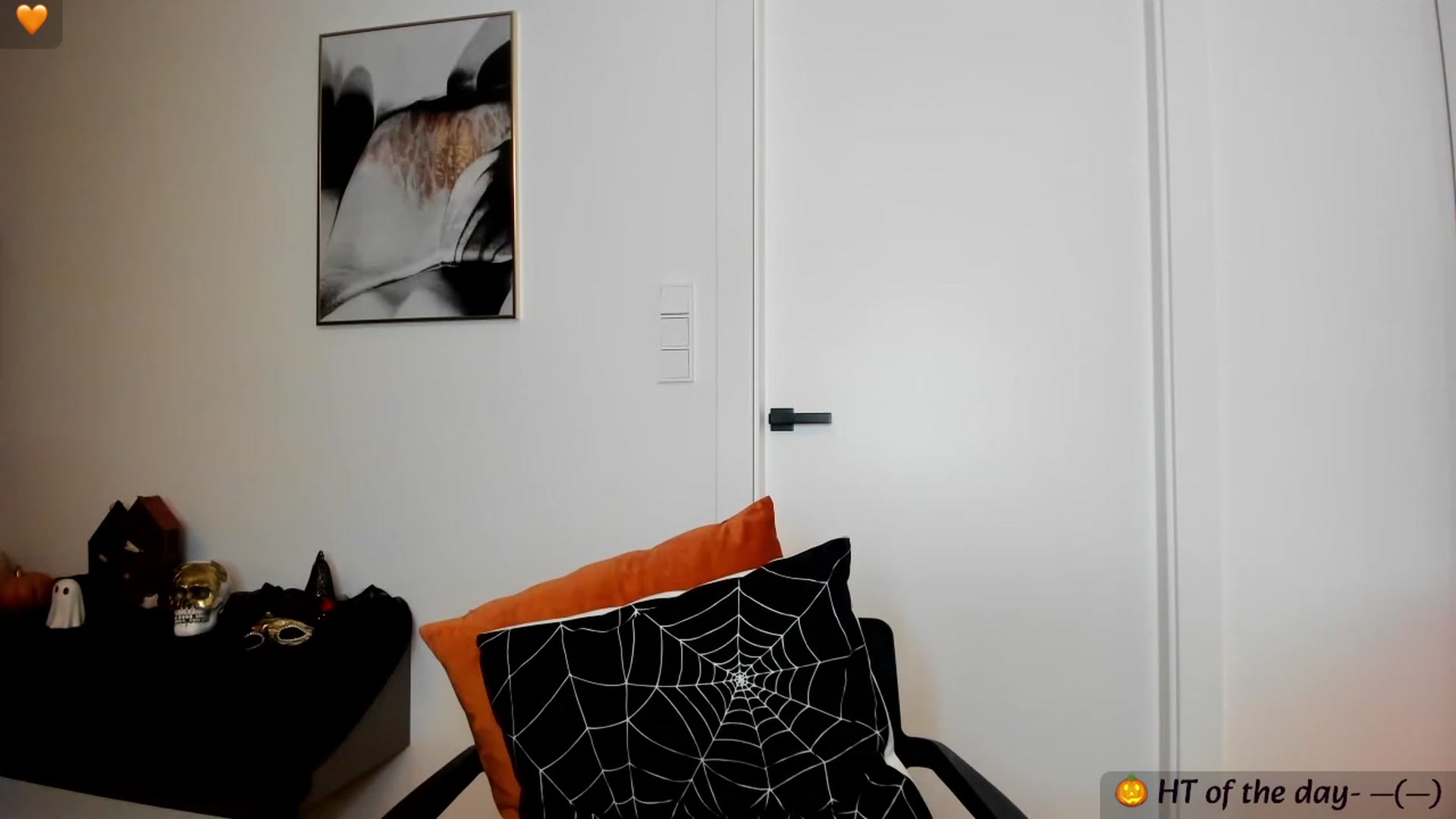 Gallery image thumbnail from Mi_Ha's myfreecams stream on, 10/10/2023, 15:06 image 1 of 20