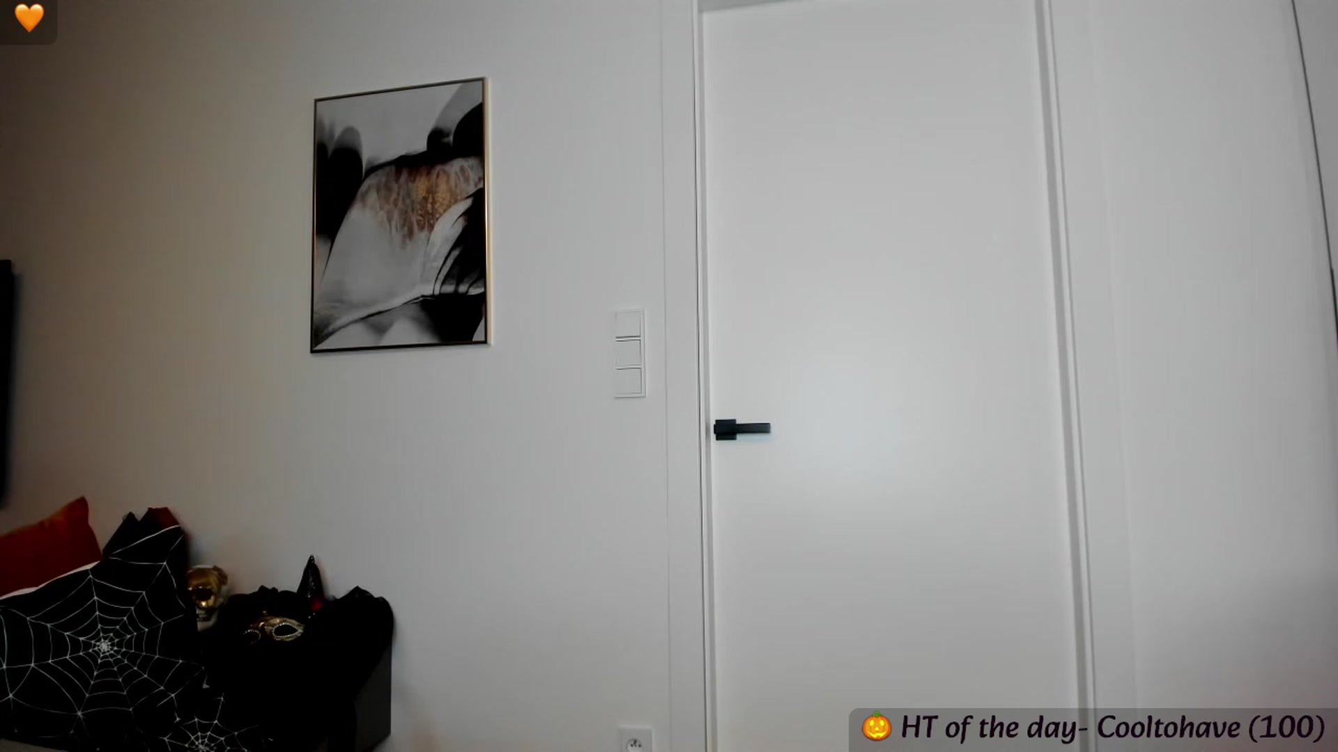 Gallery image thumbnail from Mi_Ha's myfreecams stream on, 10/10/2023, 16:03 image 2 of 20