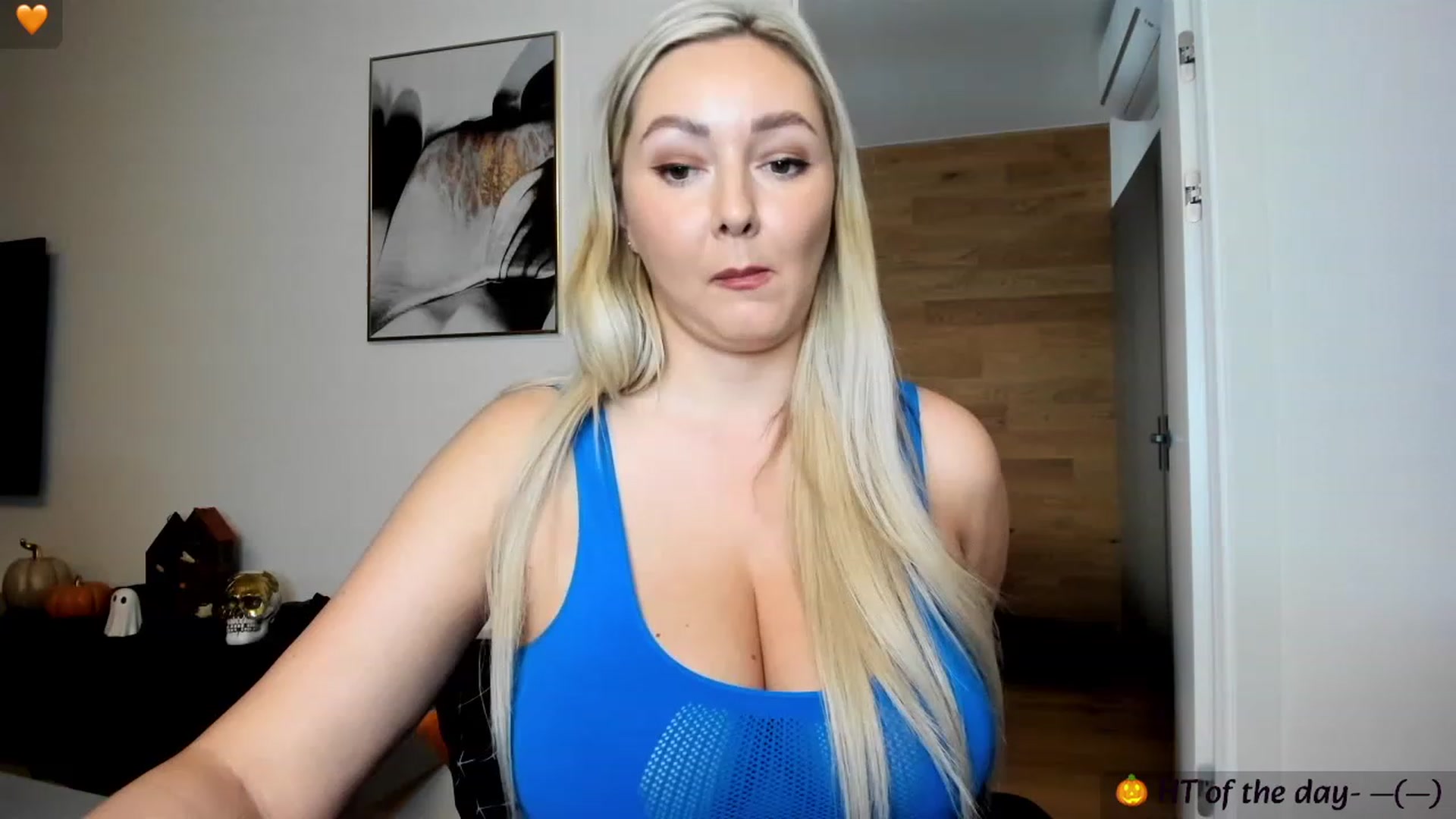 Gallery image thumbnail from Mi_Ha's myfreecams stream on, 10/11/2023, 14:17 image 6 of 20