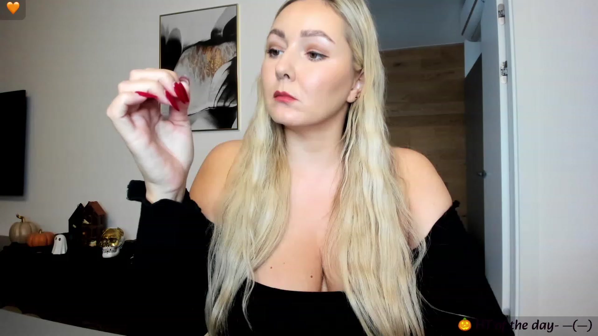 Gallery image thumbnail from Mi_Ha's myfreecams stream on, 10/13/2023, 13:48 image 17 of 20