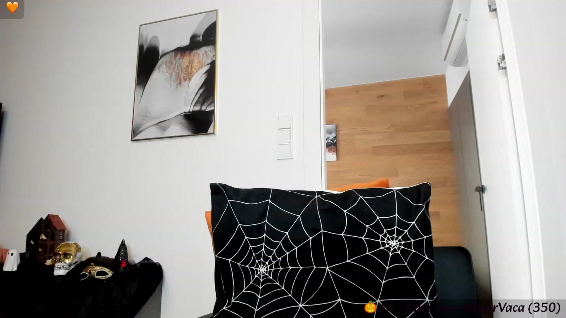 Gallery image thumbnail from Mi_Ha's myfreecams stream on, 10/13/2023, 14:34 image 13 of 20