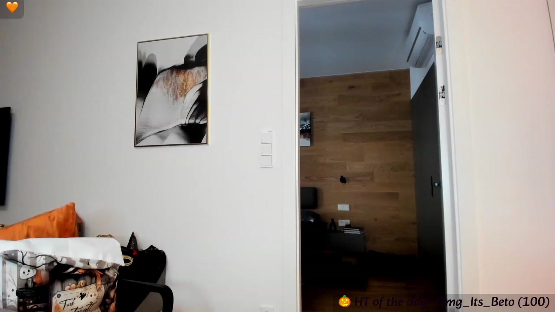 Gallery image thumbnail from Mi_Ha's myfreecams stream on, 10/16/2023, 13:57 image 20 of 20