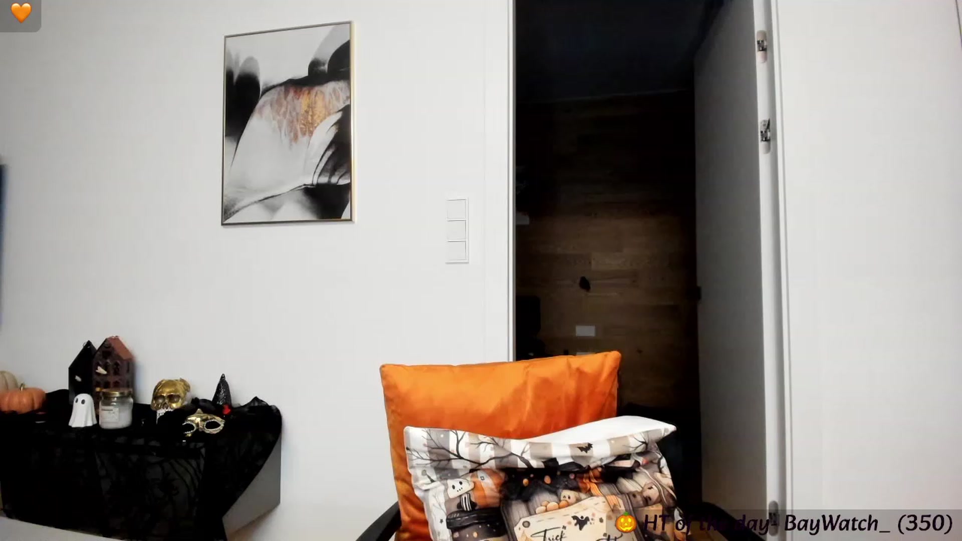 Gallery image thumbnail from Mi_Ha's myfreecams stream on, 10/16/2023, 15:56 image 1 of 20