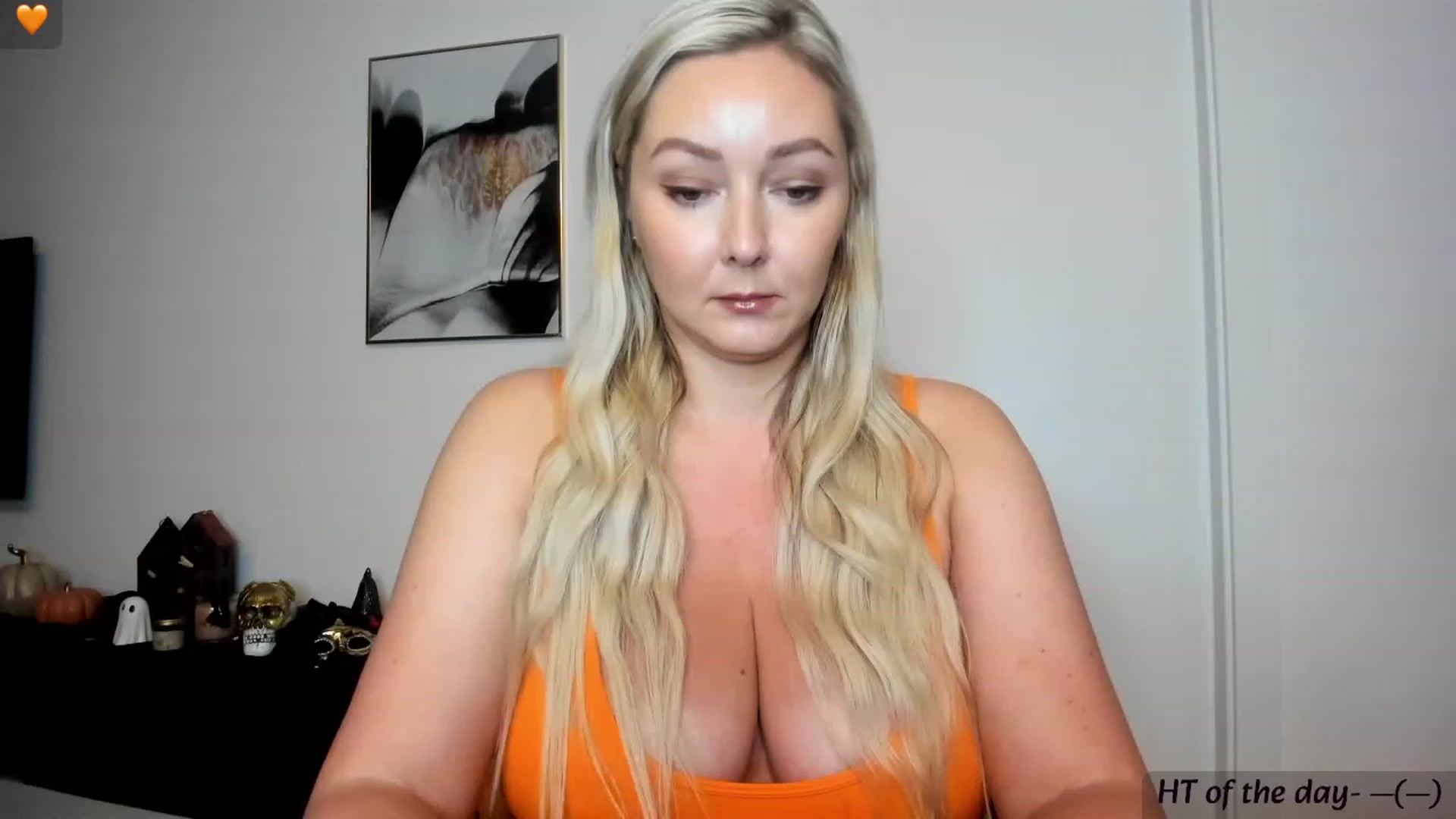 Gallery image thumbnail from Mi_Ha's myfreecams stream on, 11/01/2023, 15:49 image 5 of 20